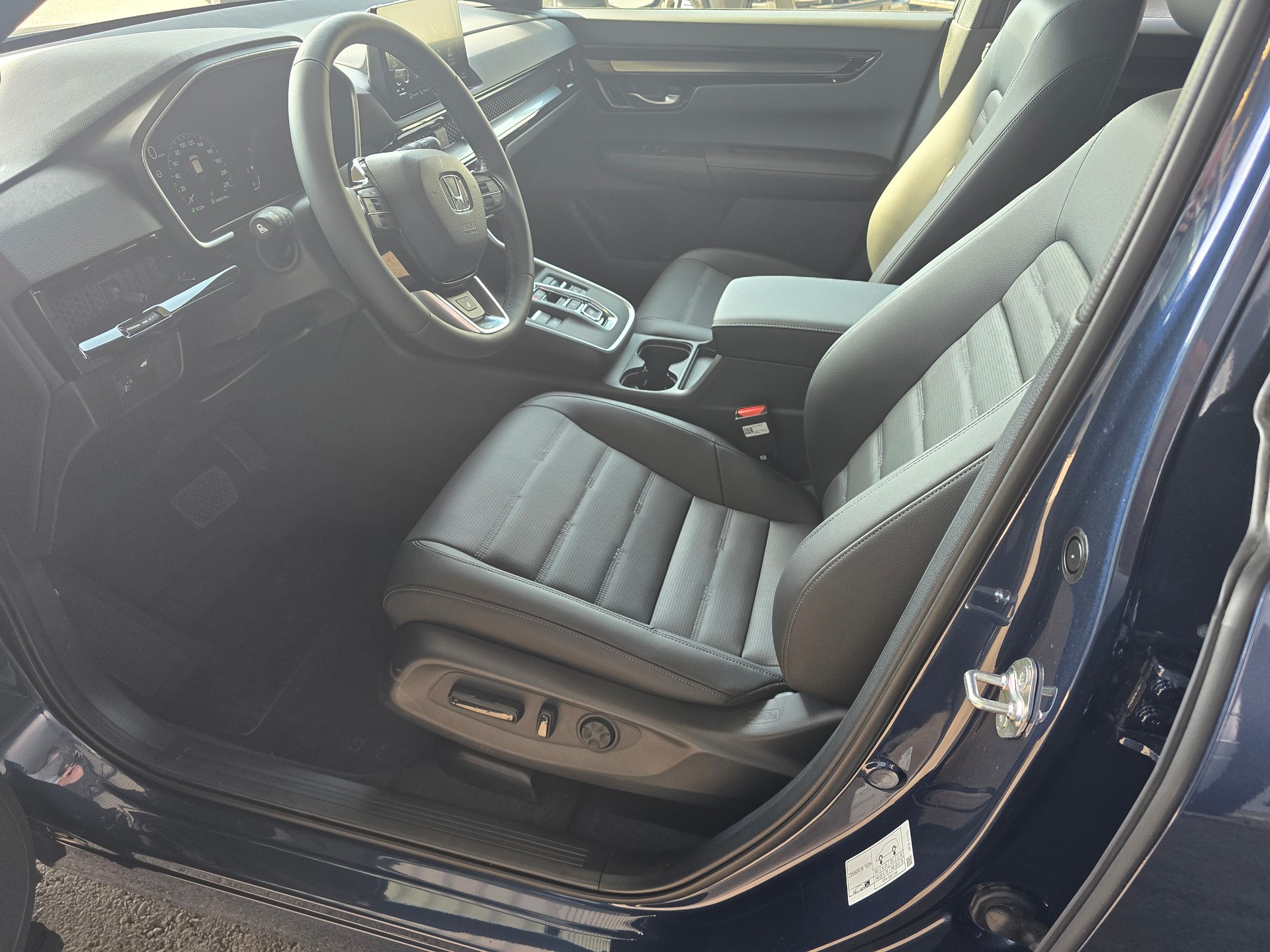 HONDA CR-V 2.0i MMDElegance 4WD-image-2