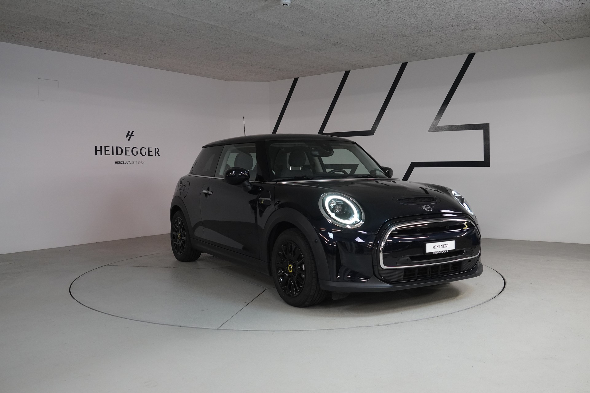 MINI Cooper SE Mosaert Edition-showroom-element-3