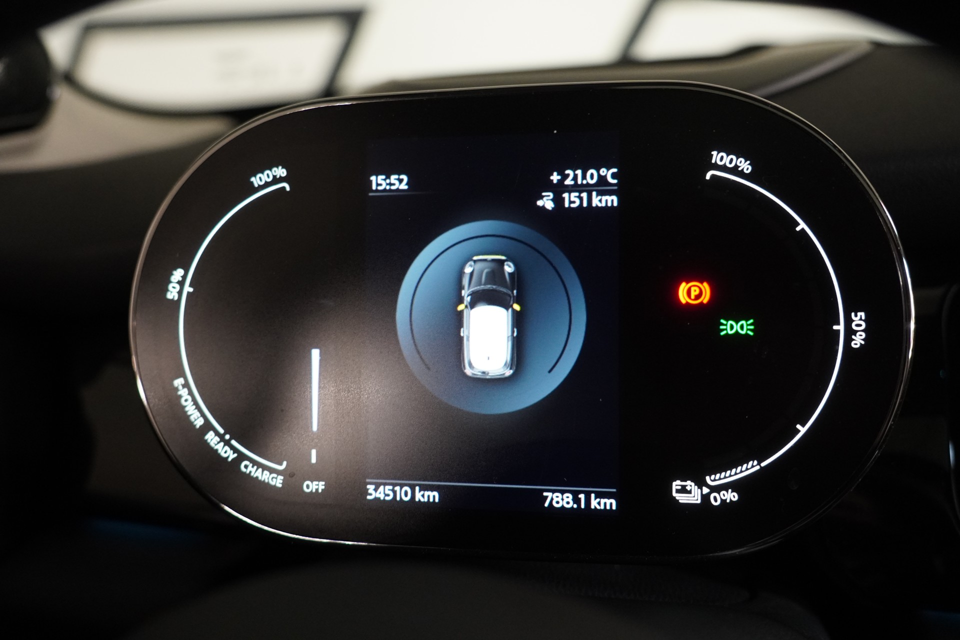MINI Cooper SE Mosaert Edition-image-22
