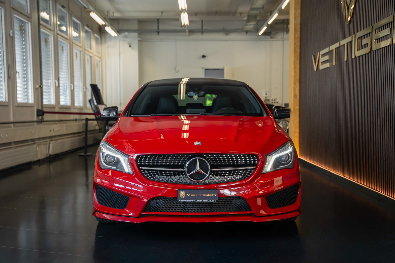 MERCEDES-BENZ CLA 250 AMG Line 7G-DCT 4Matic-showroom-element-1