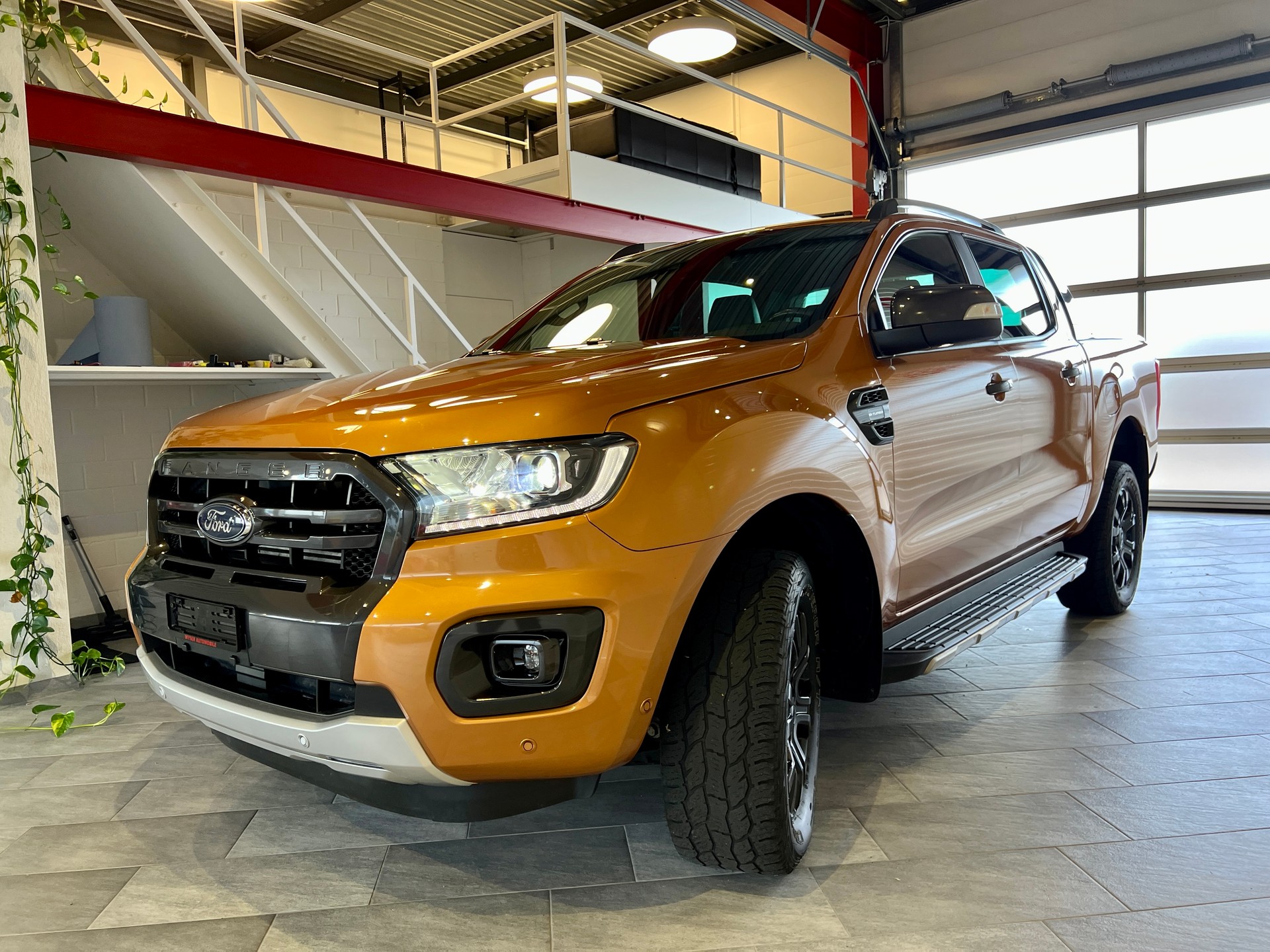 FORD Ranger Wildtrak 2.0 Eco Blue 4x4 A-showroom-element-3