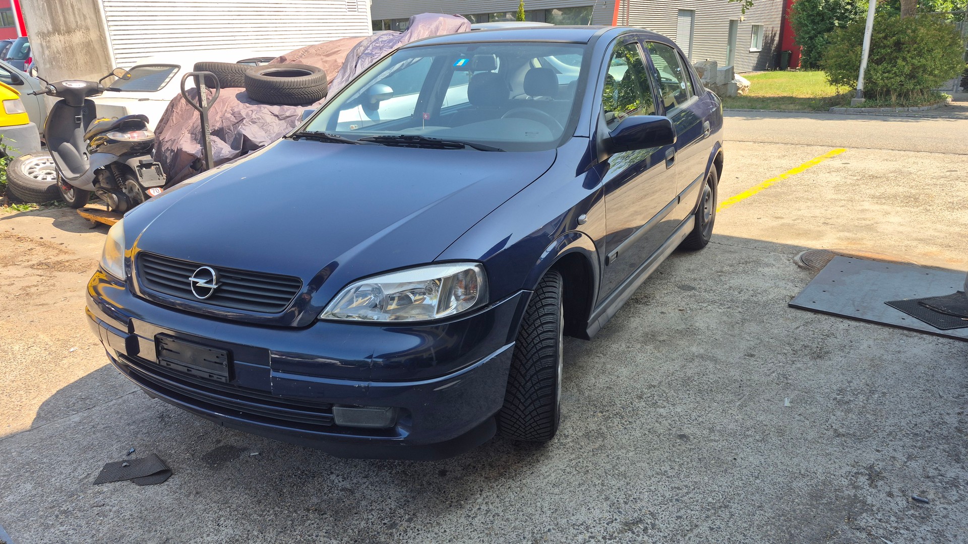 OPEL Astra 1.6i 16V Club-image-0
