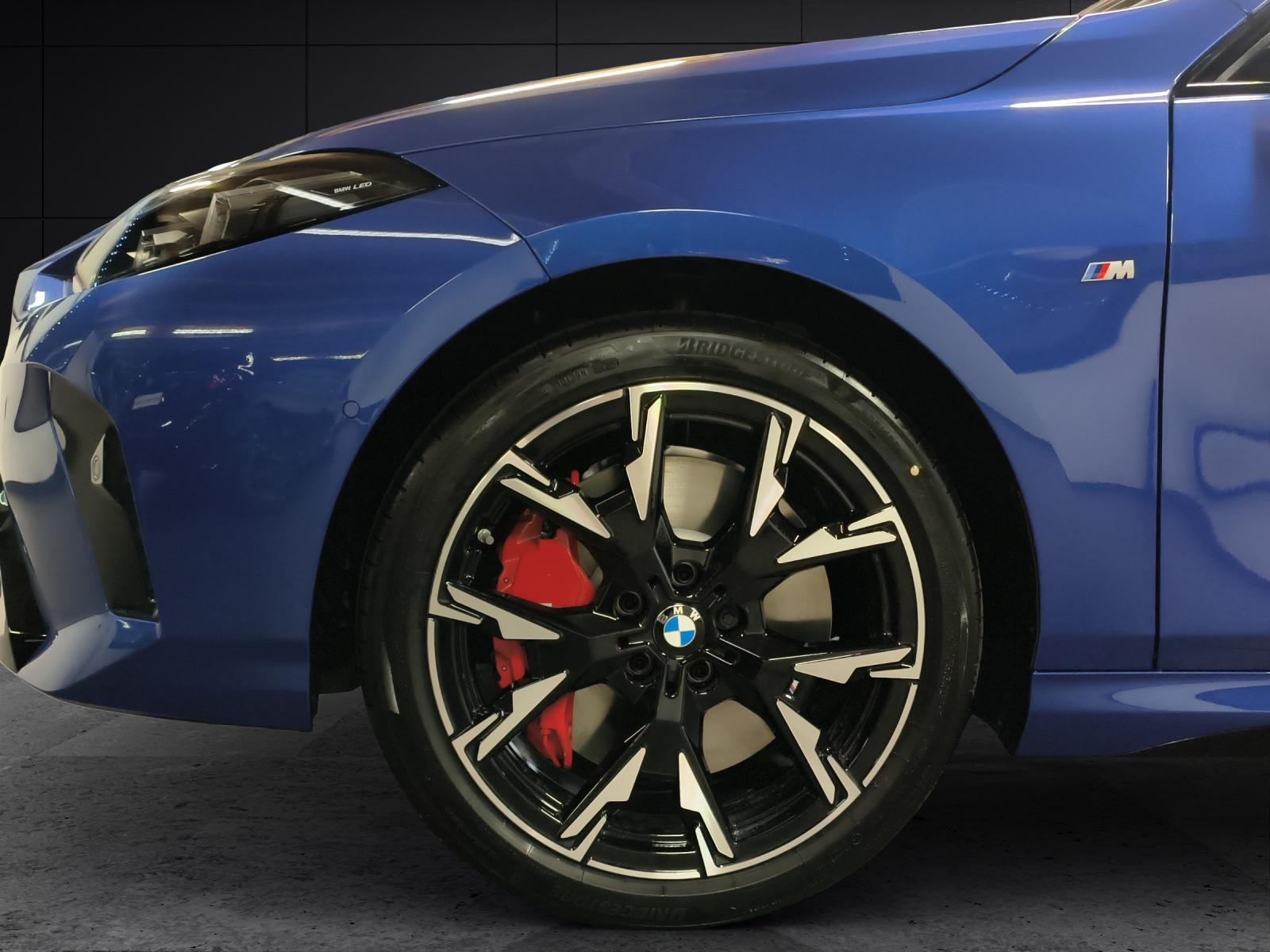 BMW M135i xDrive-image-8