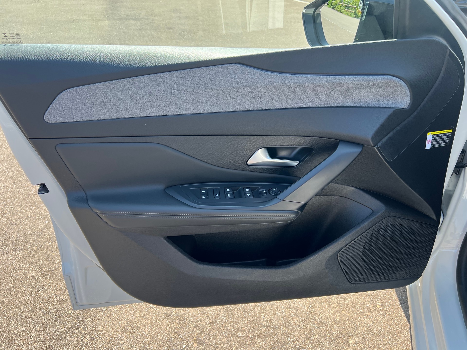 PEUGEOT 308 SW 1.5 BlueHDI Allure Pack EAT8-image-12