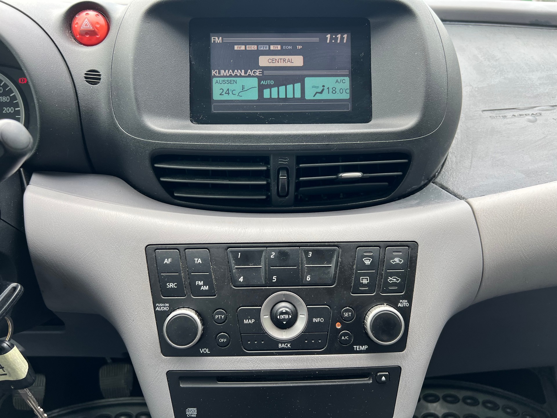 NISSAN Almera Tino 1.8 16V tekna-image-13