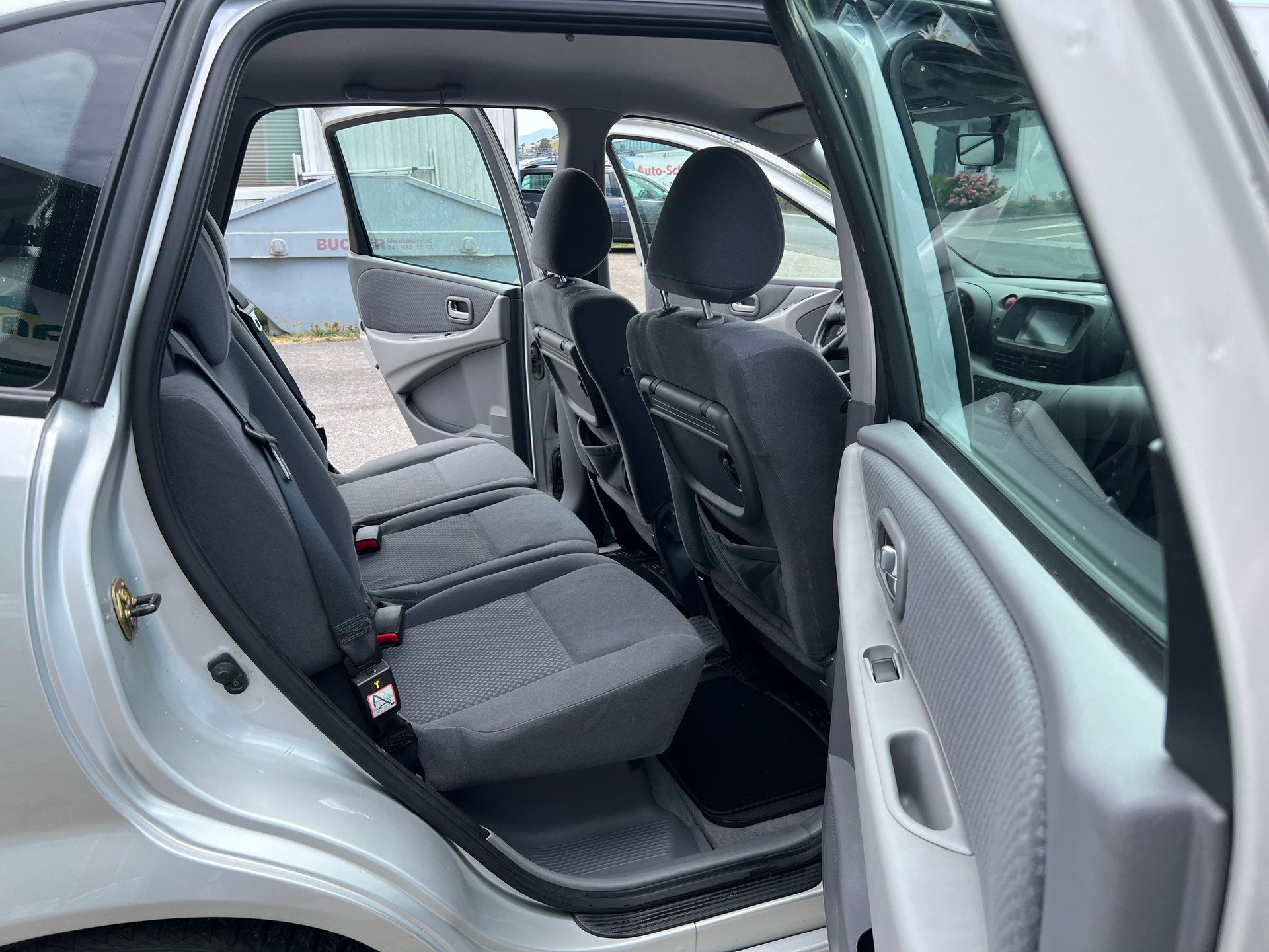 NISSAN Almera Tino 1.8 16V tekna-image-10