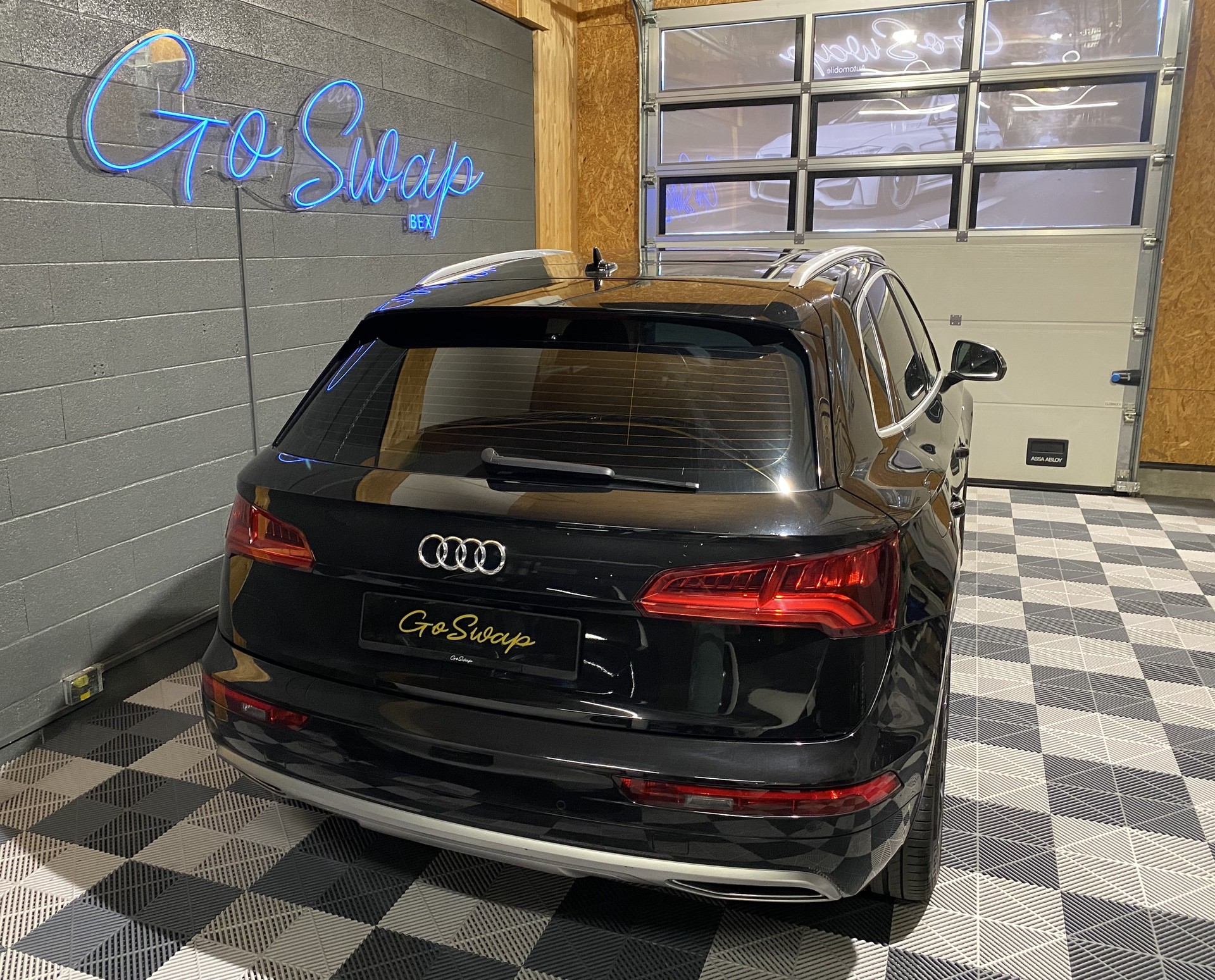 AUDI Q5 3.0 TDI sport quattro tiptronic-showroom-element-3