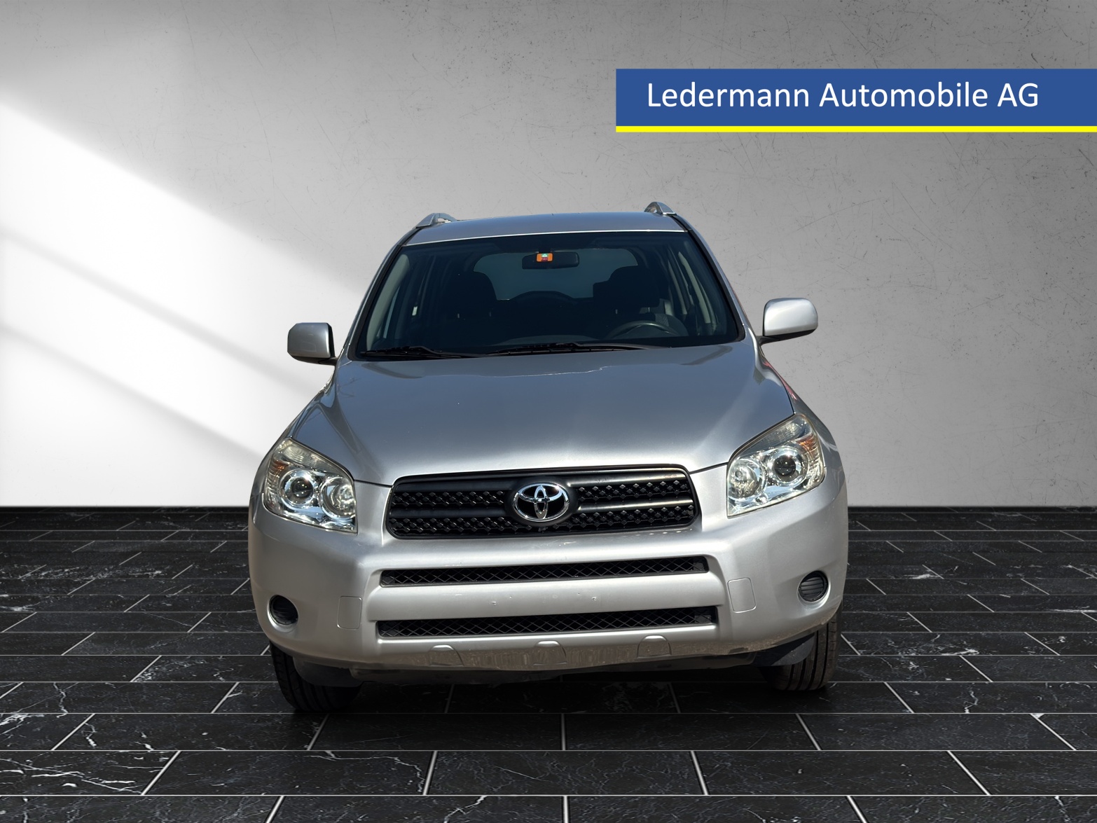 TOYOTA RAV-4 2.0 16V Linea Terra-image-6
