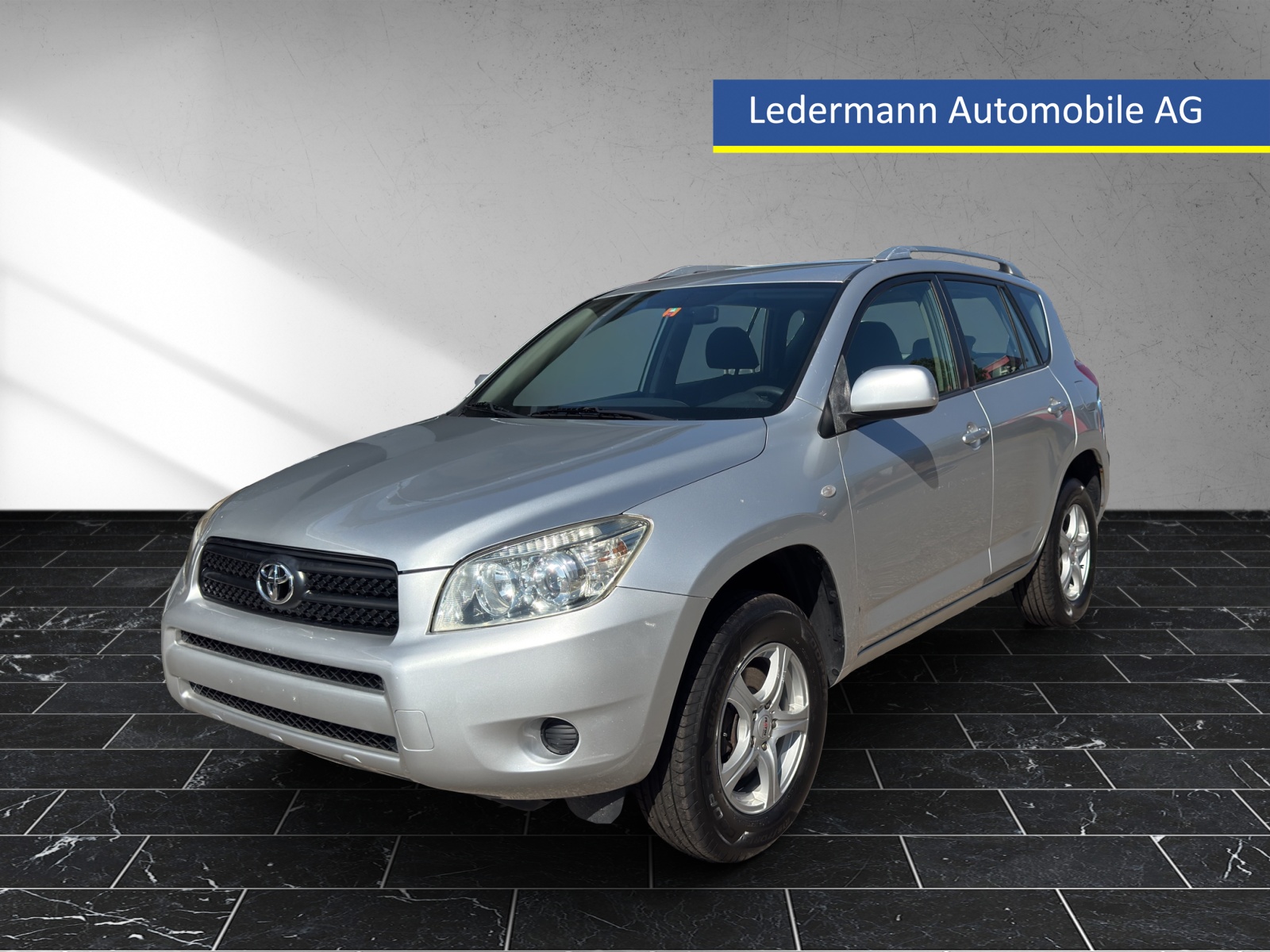 TOYOTA RAV-4 2.0 16V Linea Terra