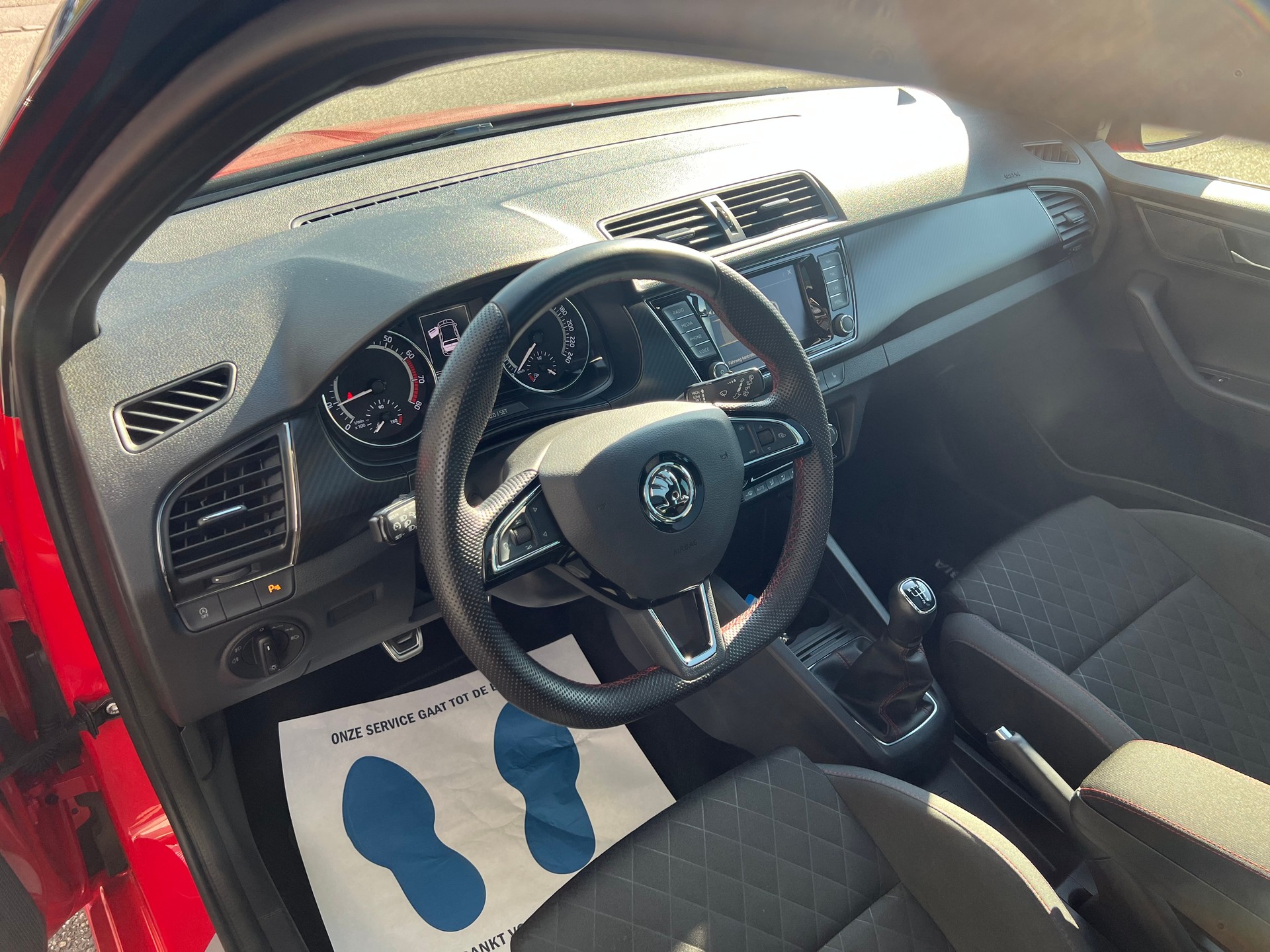 SKODA Fabia 1.0 TSI Monte Carlo-image-8
