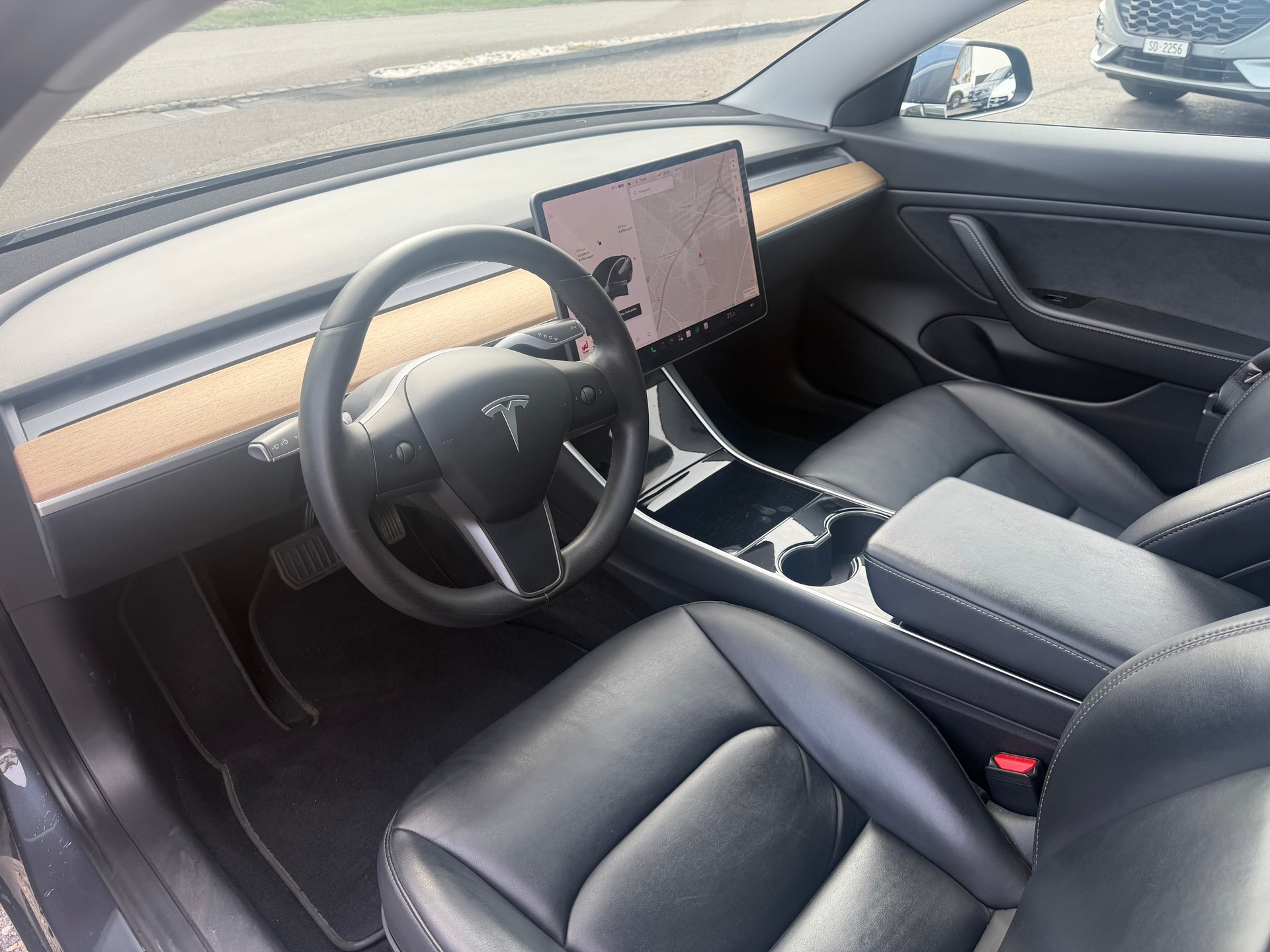 TESLA Model 3 Long Range Dual Motor AWD-image-11