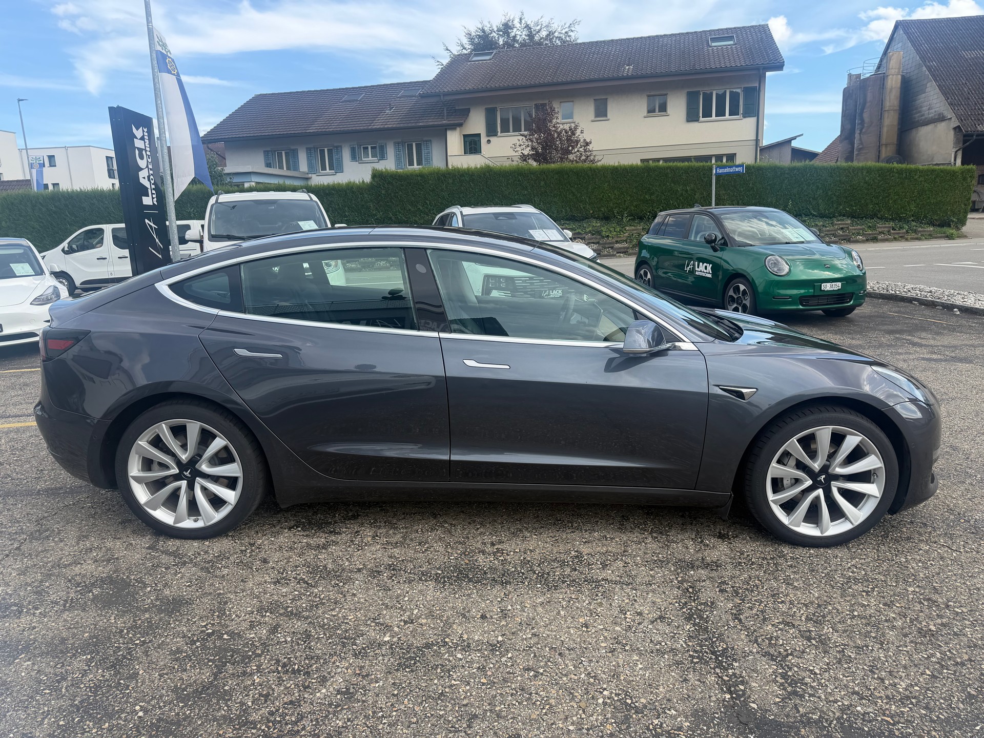 TESLA Model 3 Long Range Dual Motor AWD-image-5