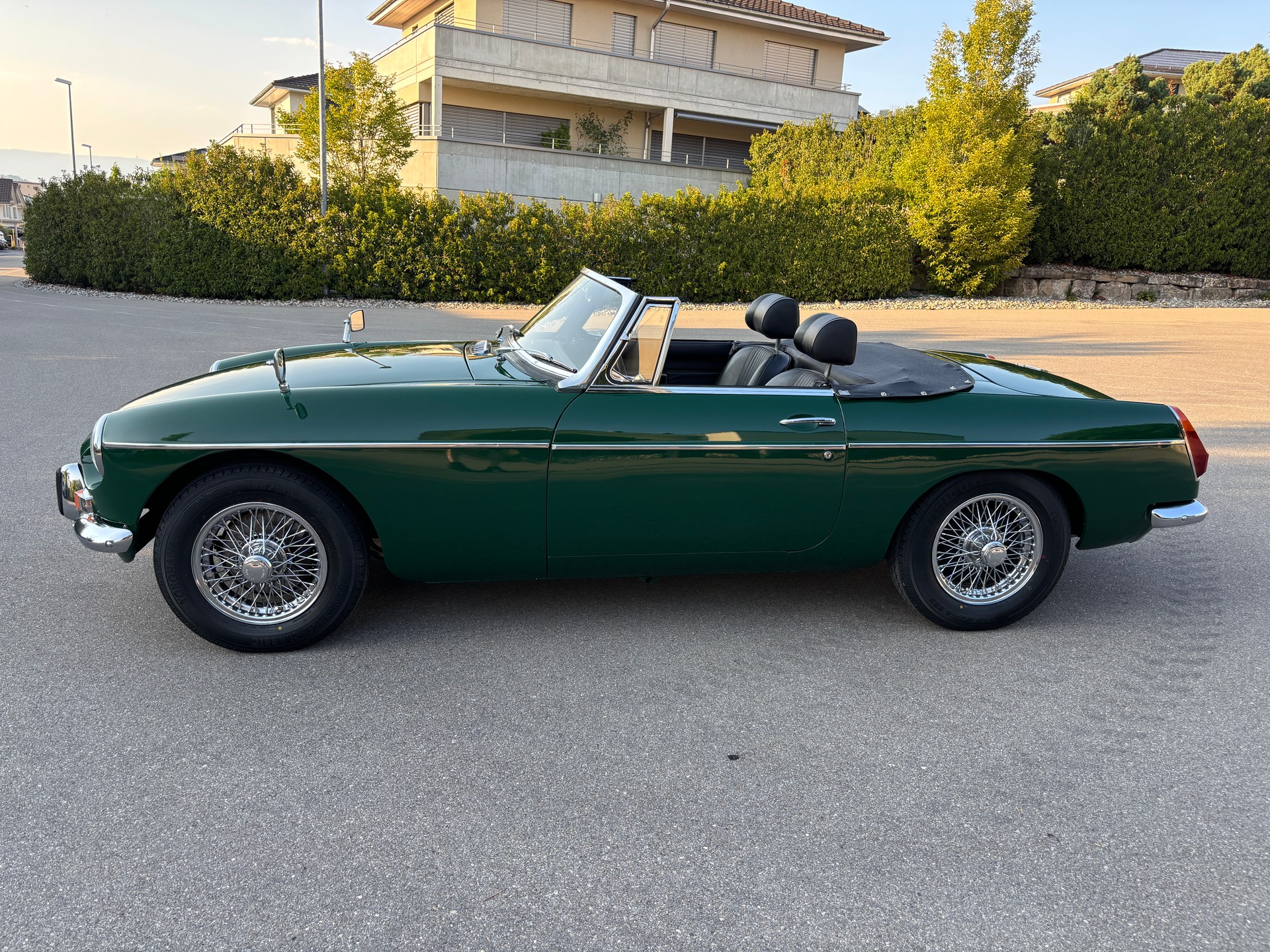MG MGB-image-1