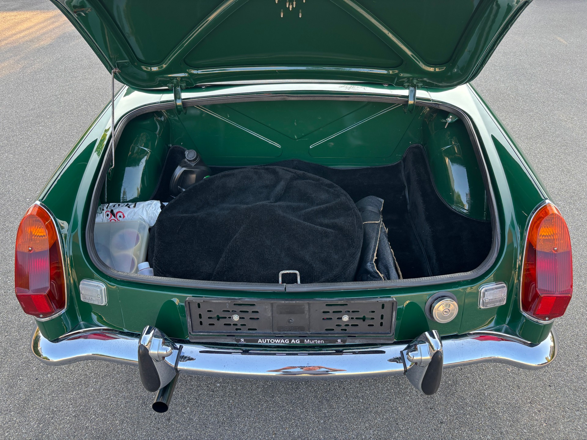 MG MGB-image-12