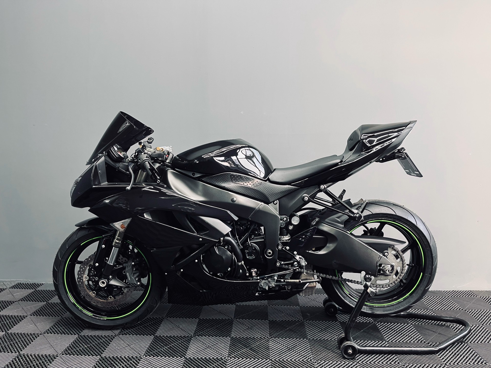 KAWASAKI Ninja ZX-6R (25kW)-image-4