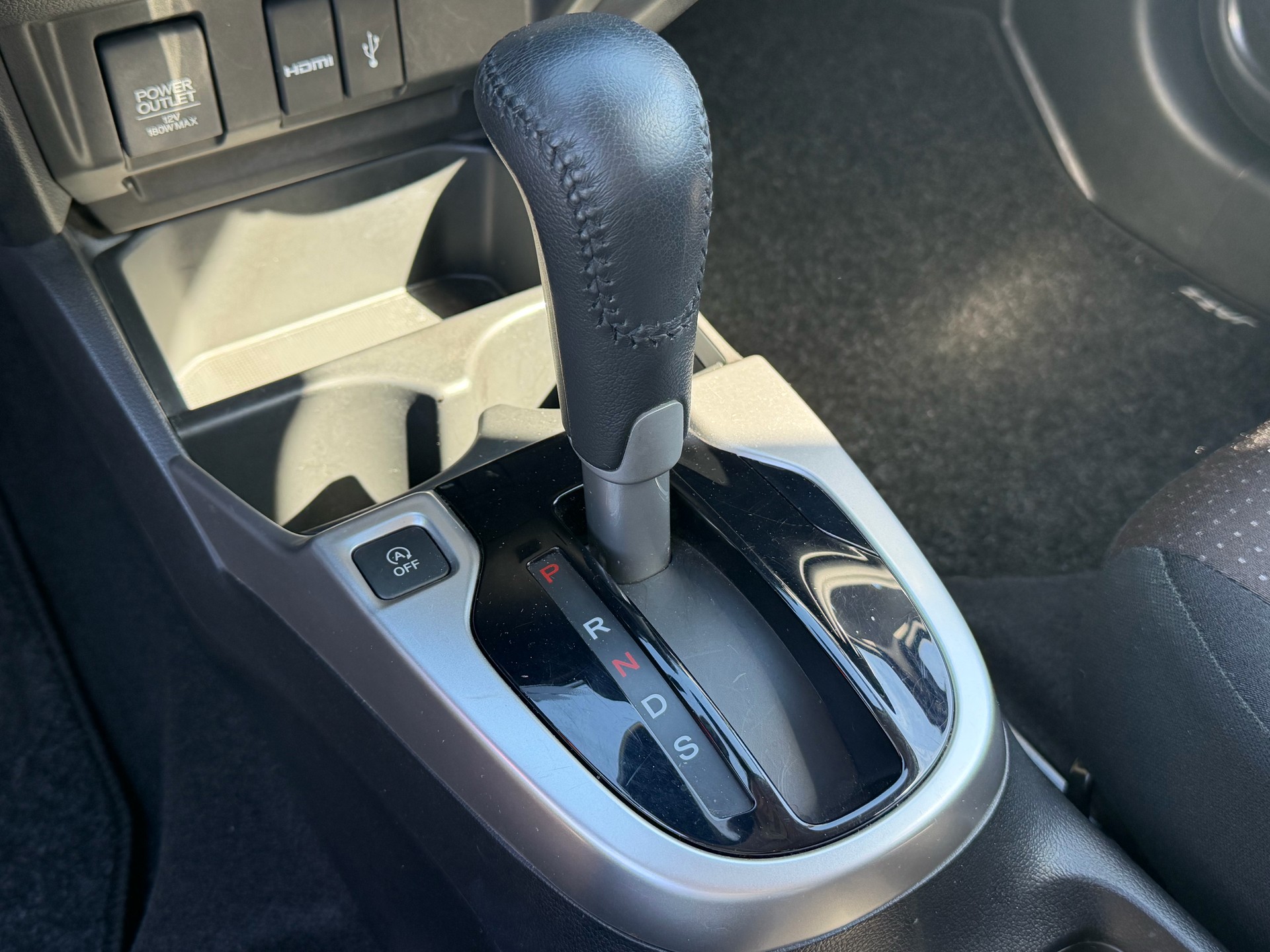 HONDA Jazz 1.3i-VTEC Elegance CVT-image-16