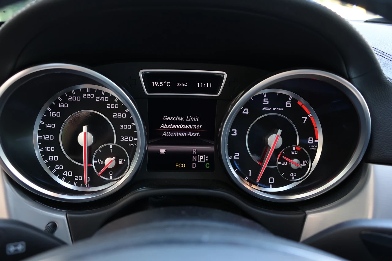 MERCEDES-BENZ ML 63 AMG Executive 4Matic Speedshift-image-14