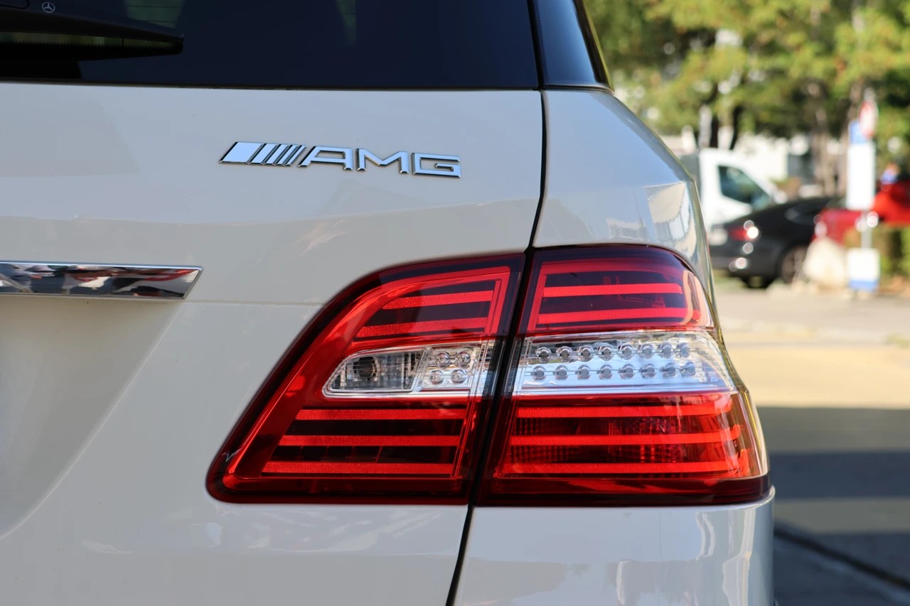 MERCEDES-BENZ ML 63 AMG Executive 4Matic Speedshift-image-7
