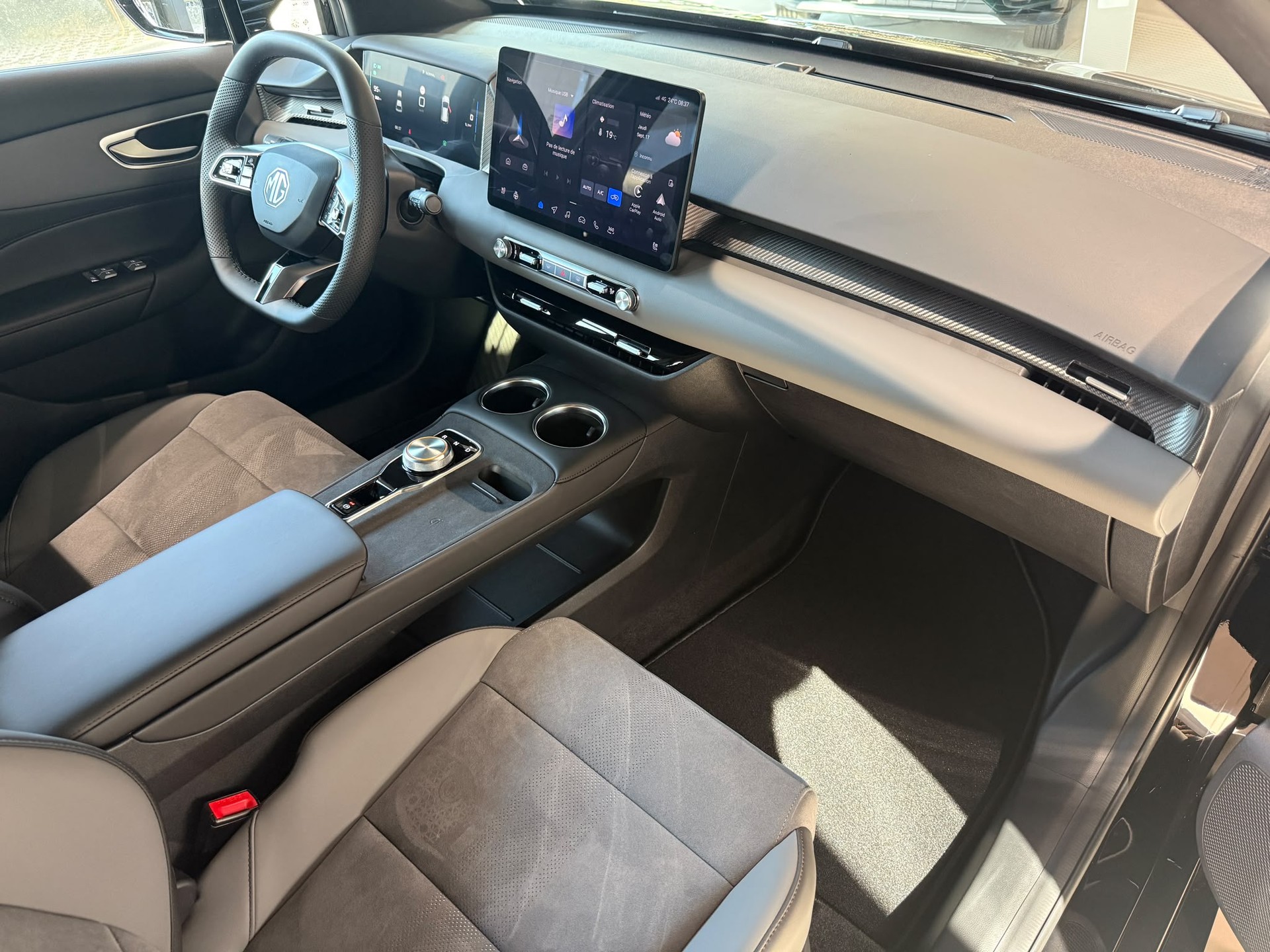 MG 4 EV 64kWh Xpower AWD-image-11
