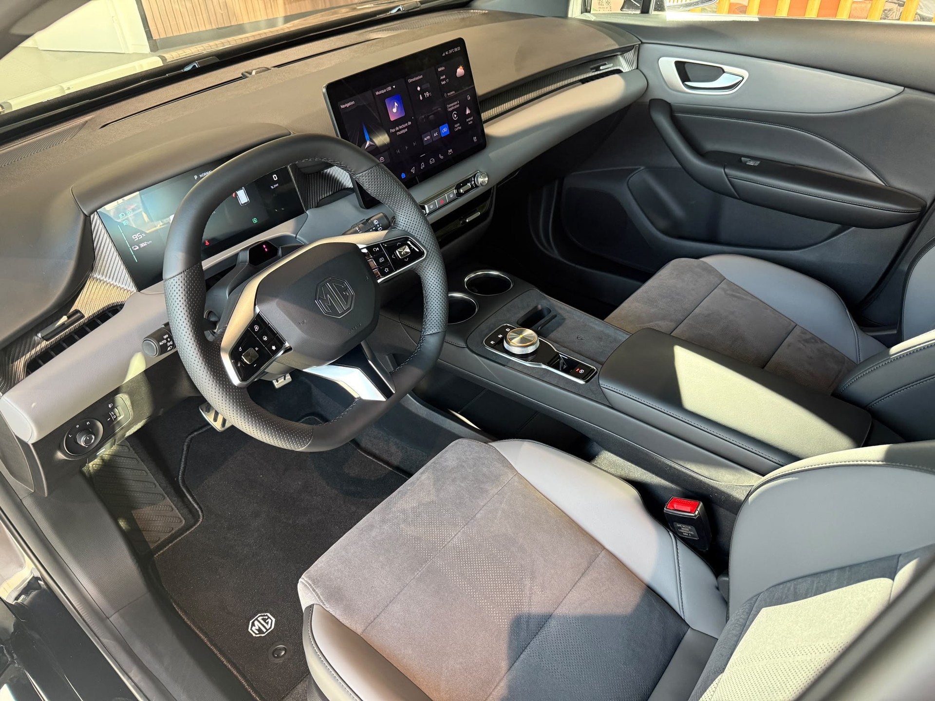 MG 4 EV 64kWh Xpower AWD-image-9