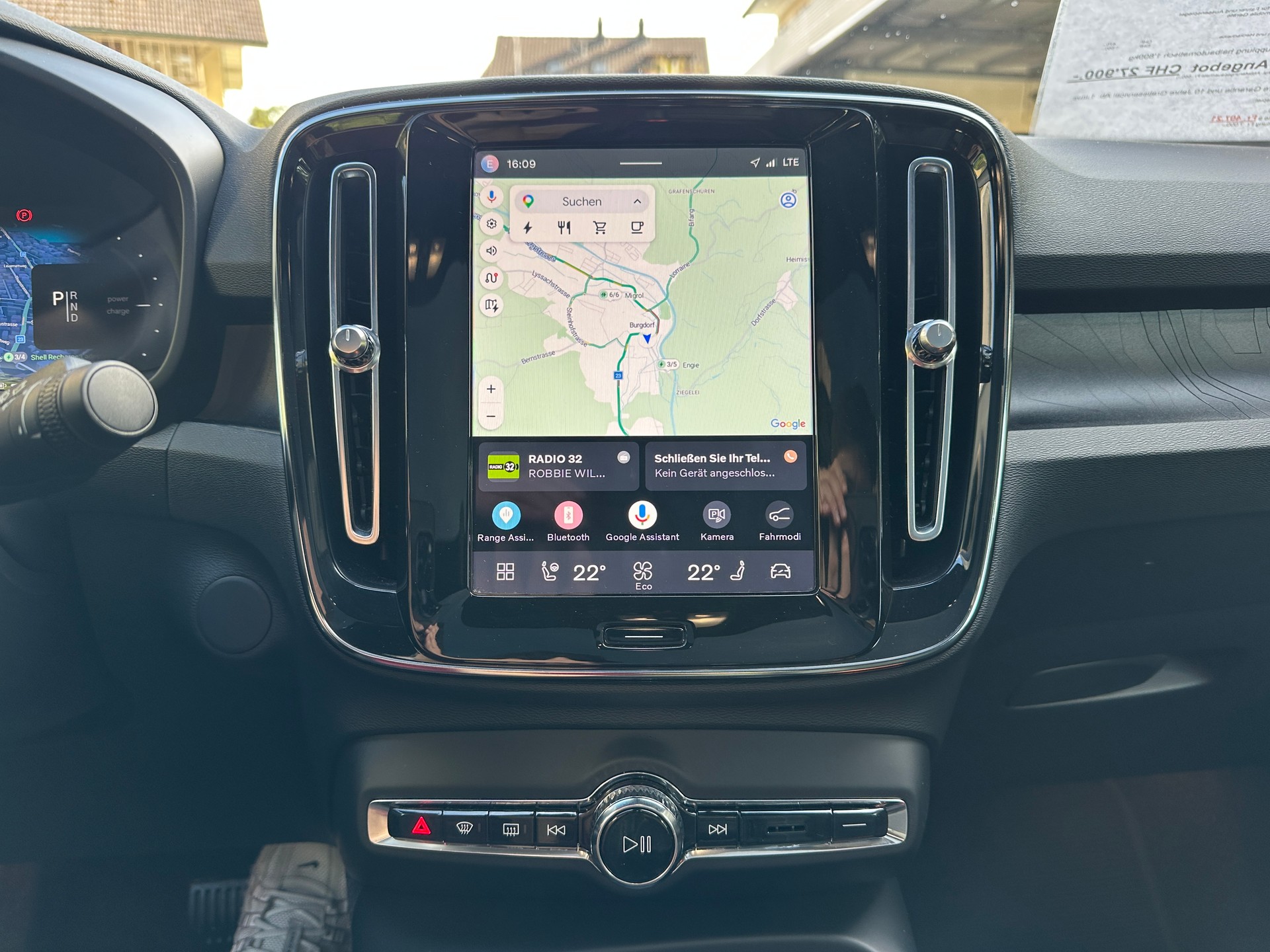VOLVO C40 Recharge P8 Twin AWD Pure Electric Ultimate-image-8