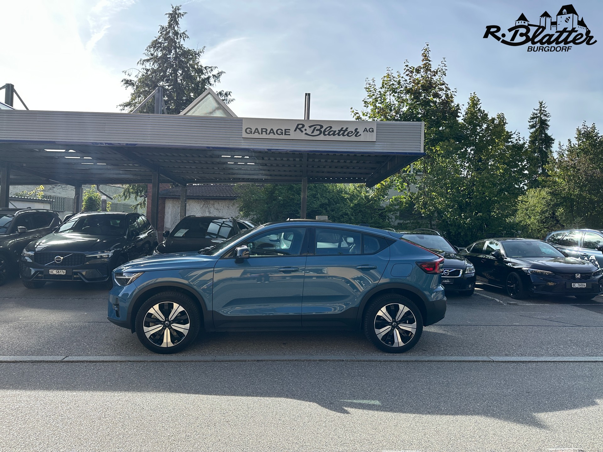 VOLVO C40 Recharge P8 Twin AWD Pure Electric Ultimate-showroom-element-2