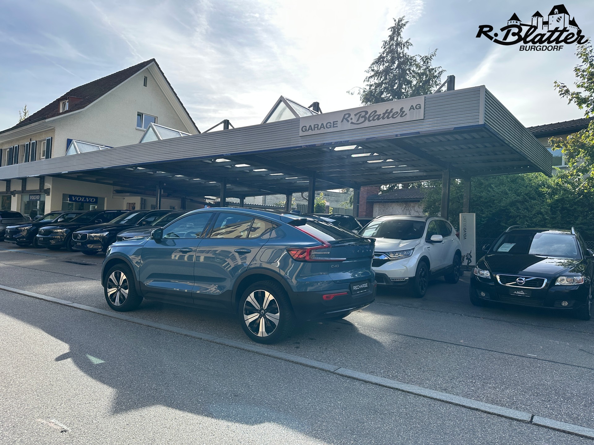 VOLVO C40 Recharge P8 Twin AWD Pure Electric Ultimate-showroom-element-3
