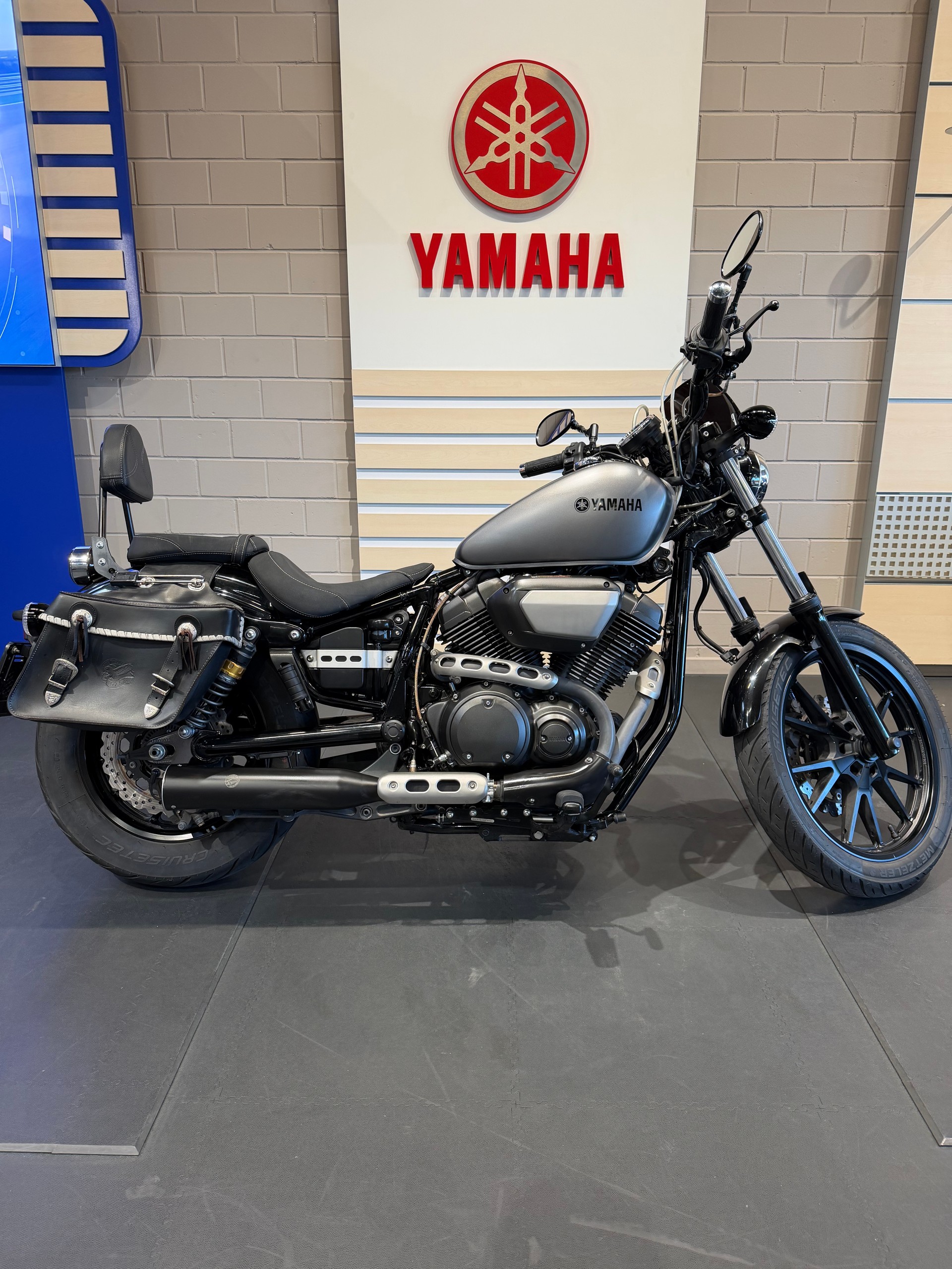 YAMAHA XV 950 R ABS-image-2