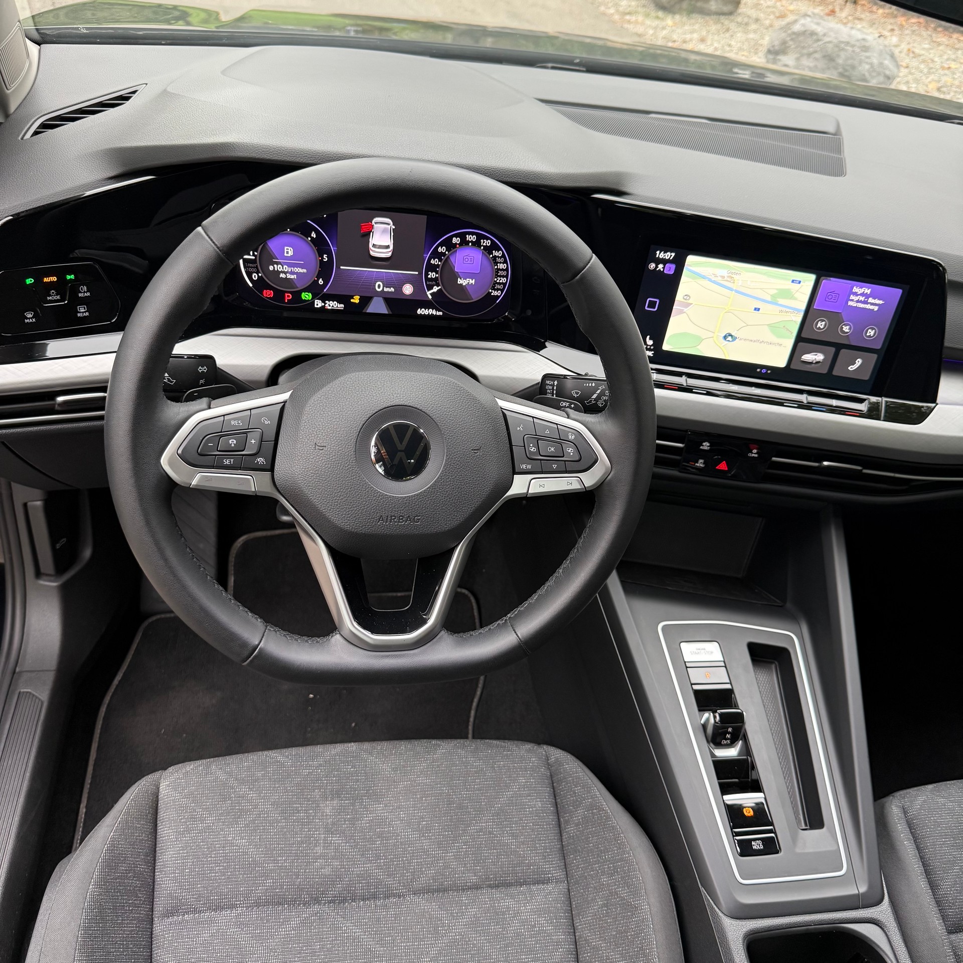 VW Golf 2.0 TSI Style DSG-image-4
