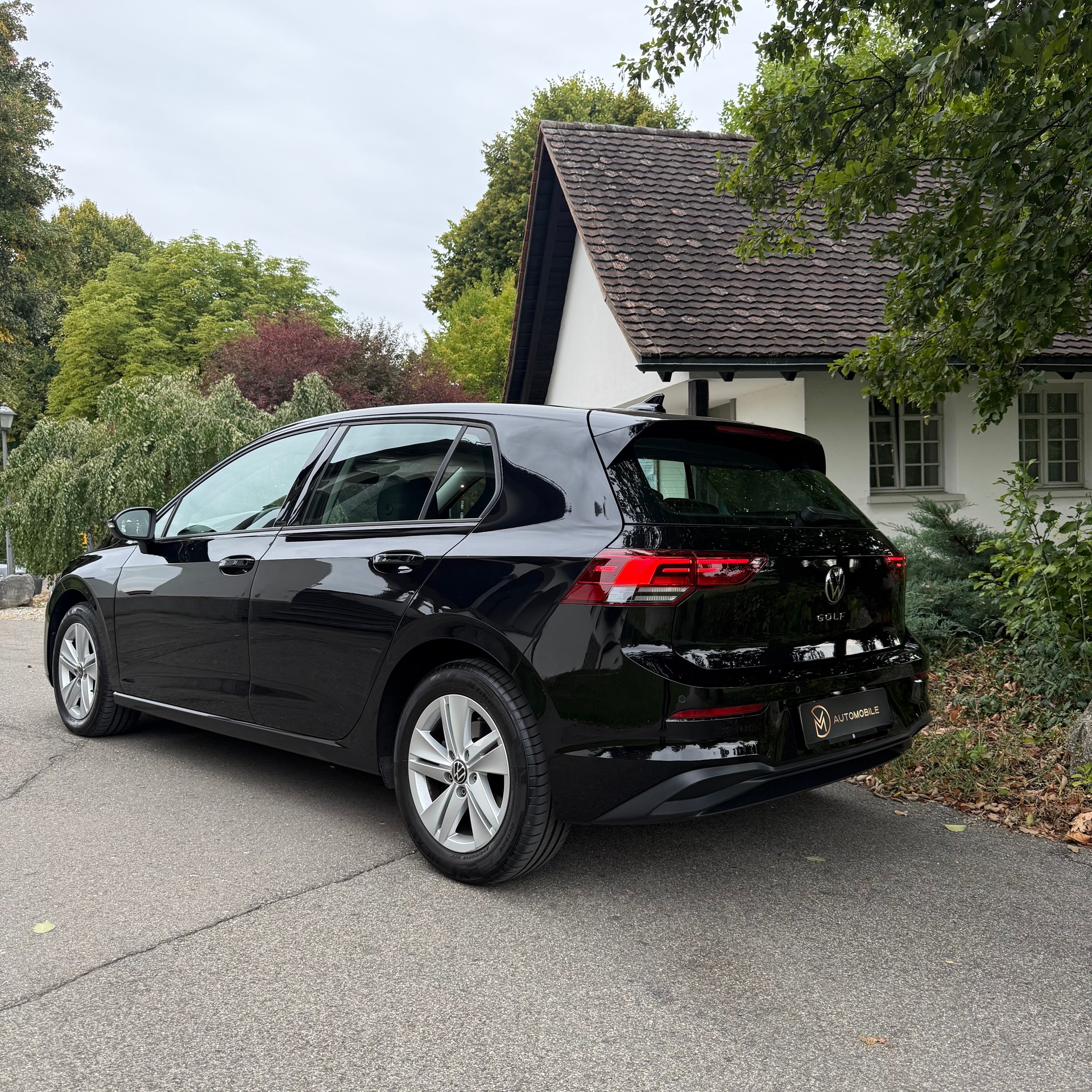 VW Golf 2.0 TSI Style DSG-showroom-element-3