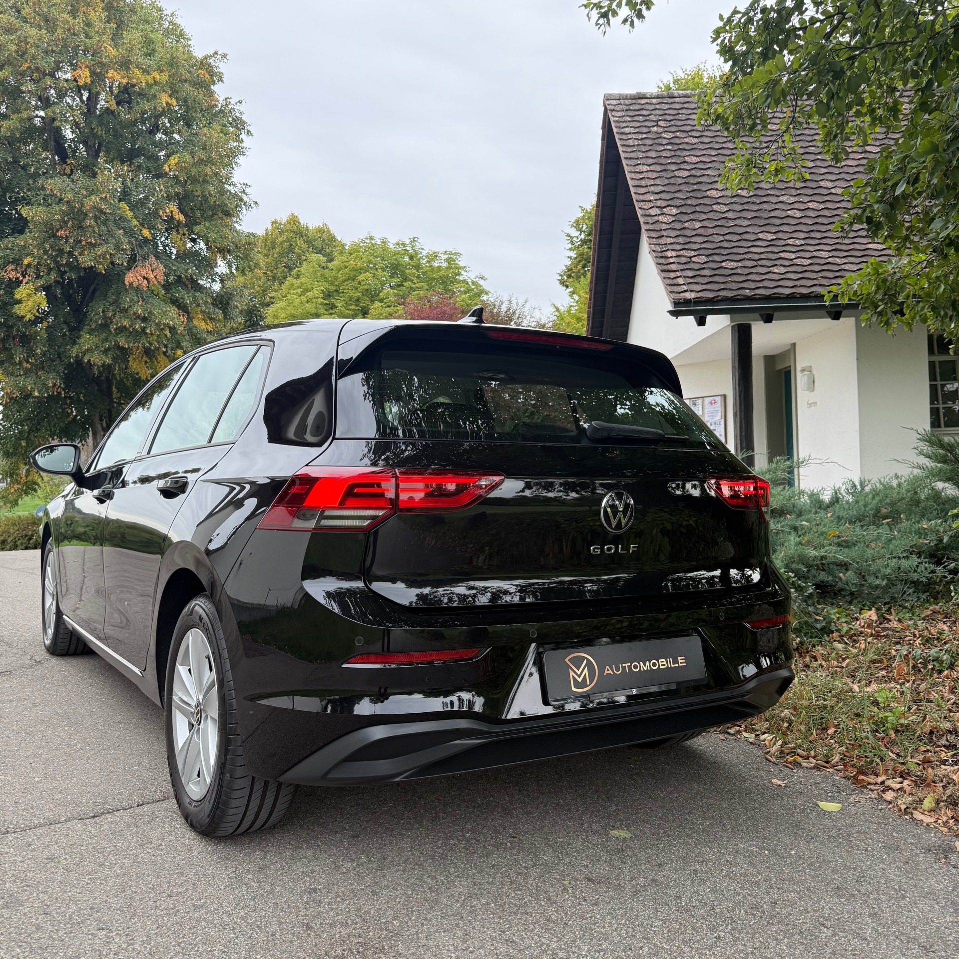 VW Golf 2.0 TSI Style DSG-showroom-element-2