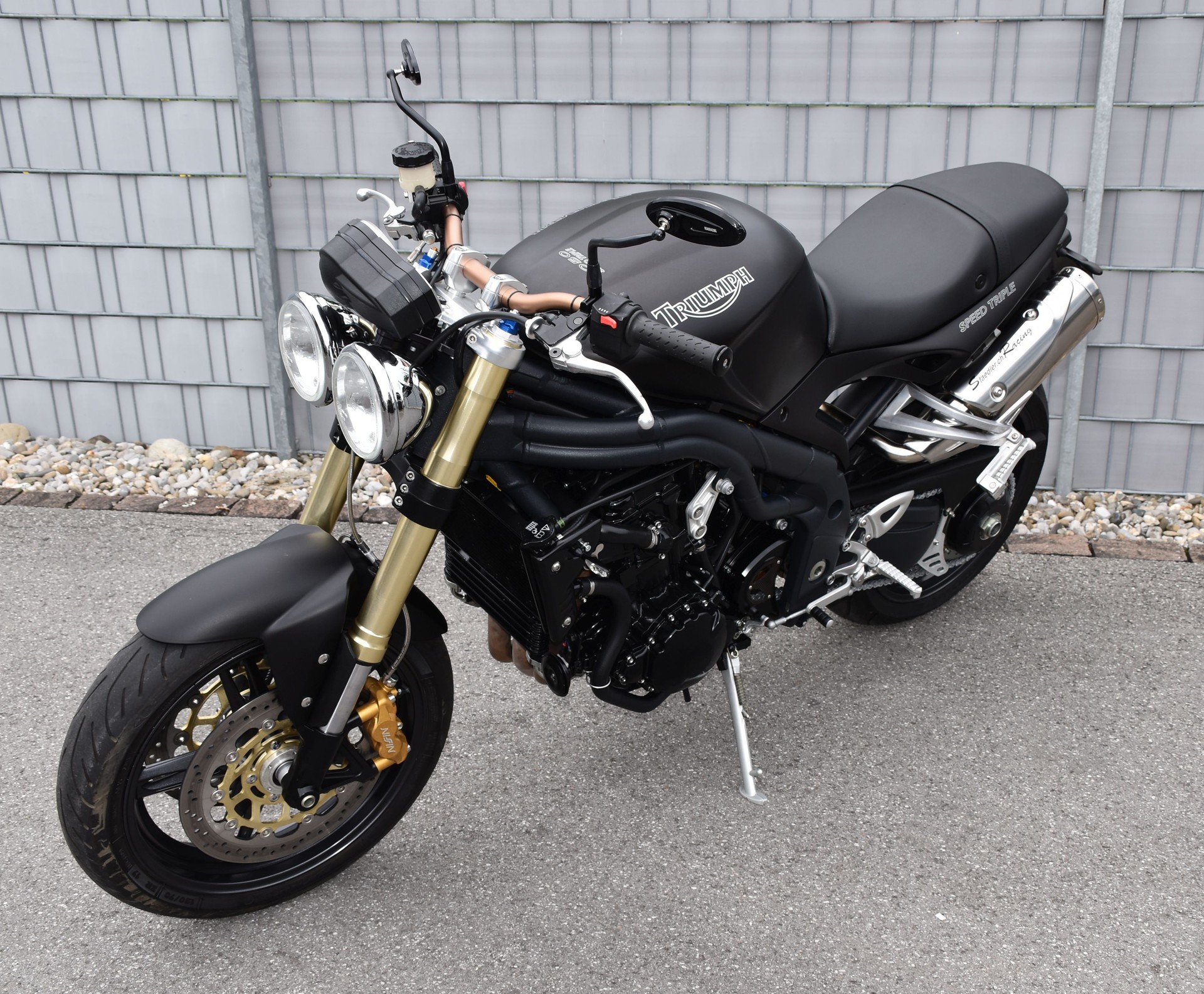 TRIUMPH Speed Triple 1050-image-8