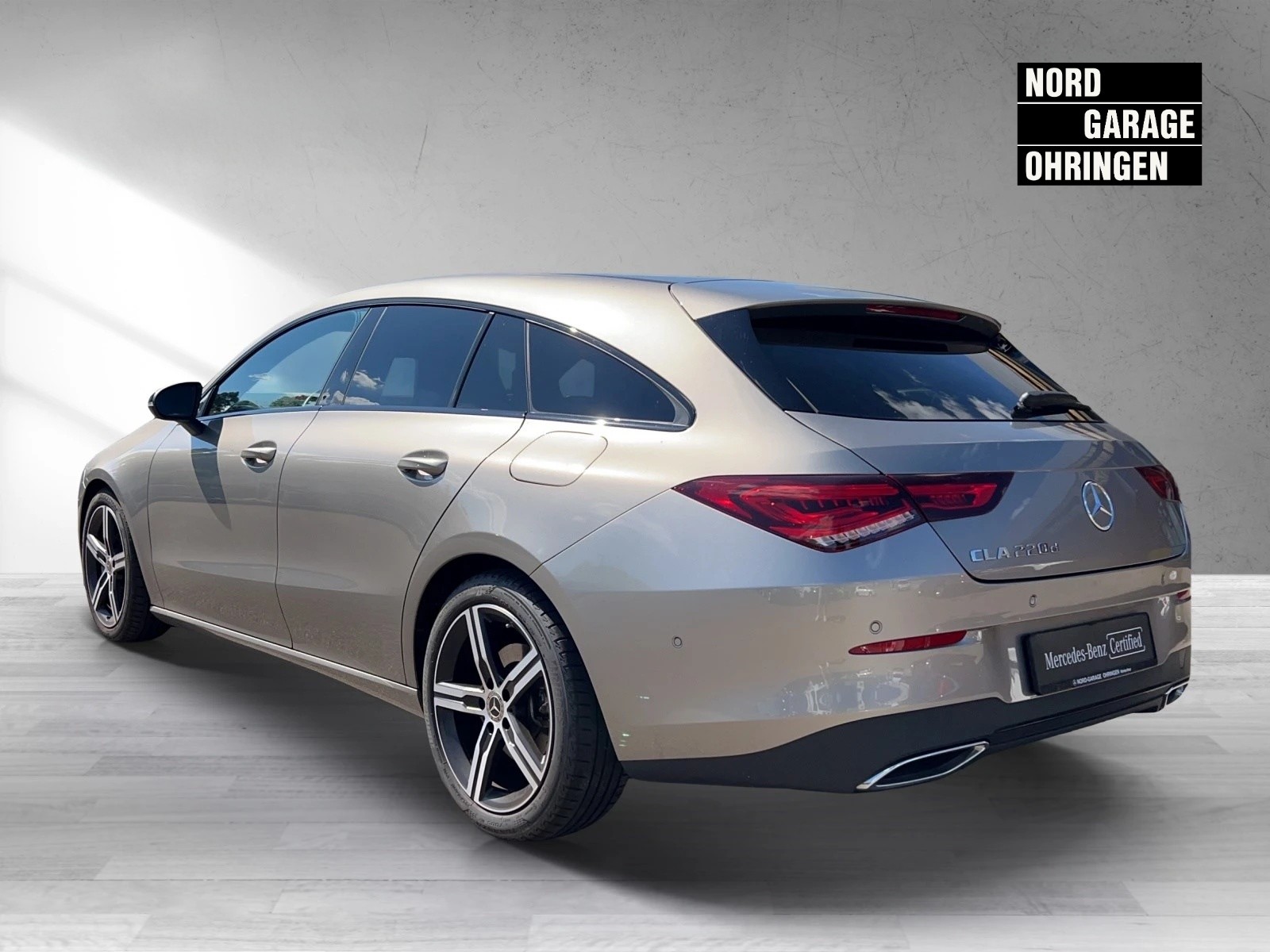MERCEDES-BENZ CLA 220 d Progressive-showroom-element-2