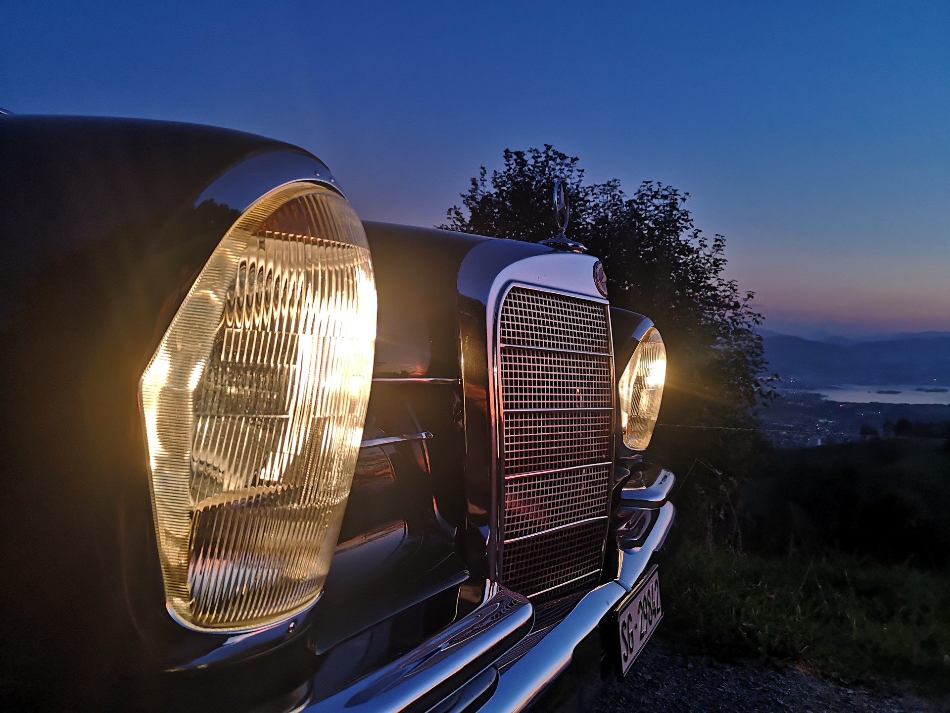 MERCEDES-BENZ Mercedes 220 SEb Heckflosse-image-12