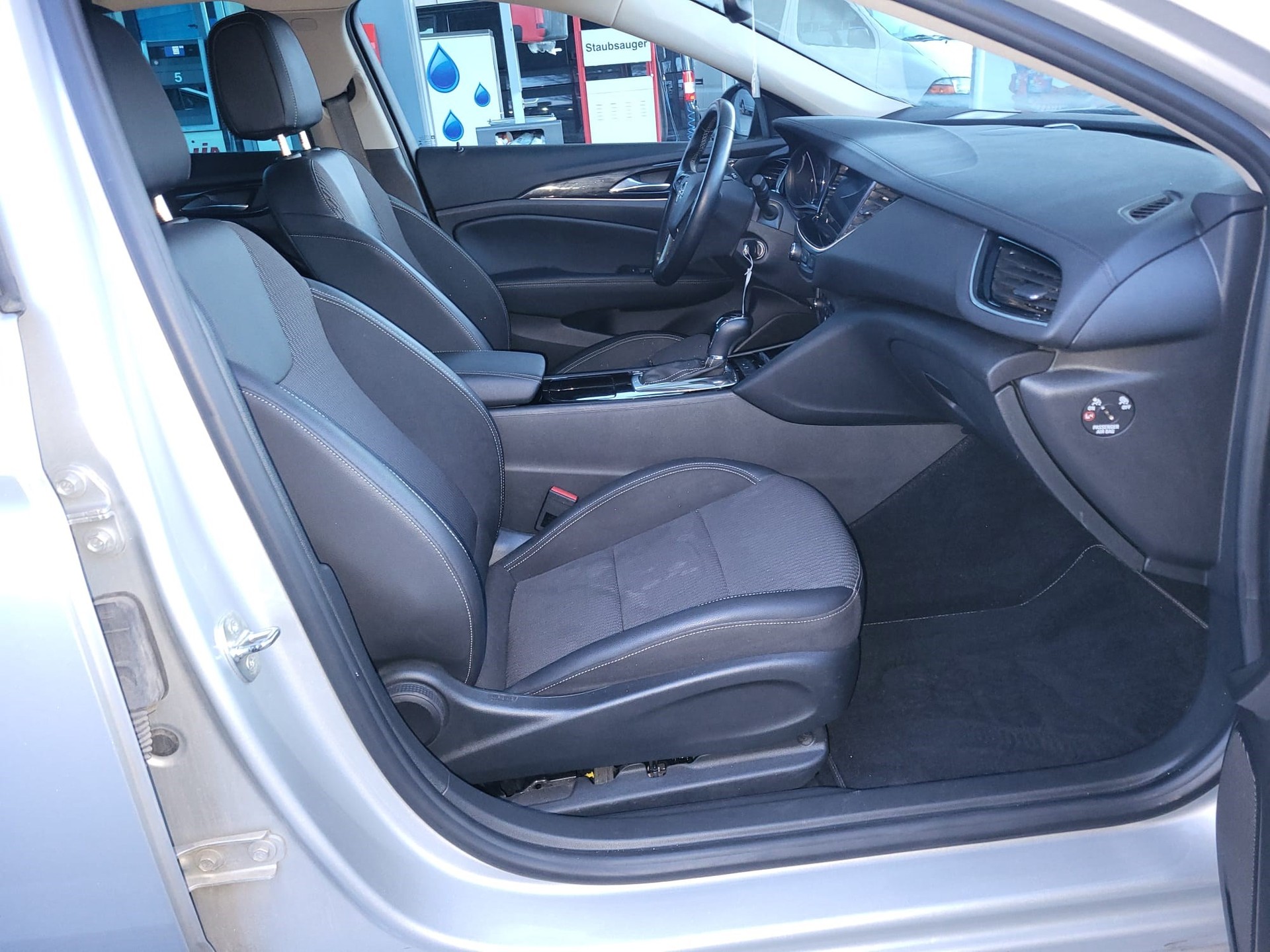 OPEL Insignia 1.5 CDTI Grand Sports Automatic-image-12