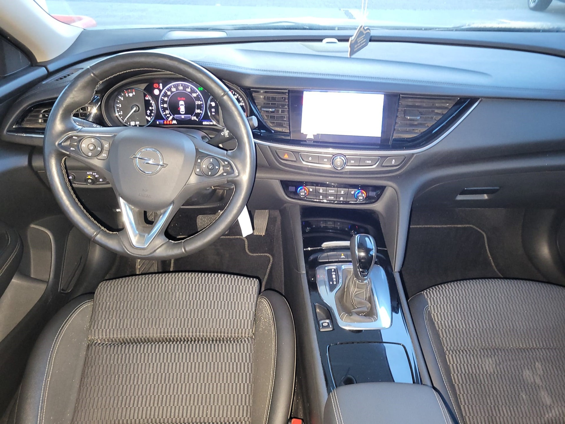 OPEL Insignia 1.5 CDTI Grand Sports Automatic-image-10