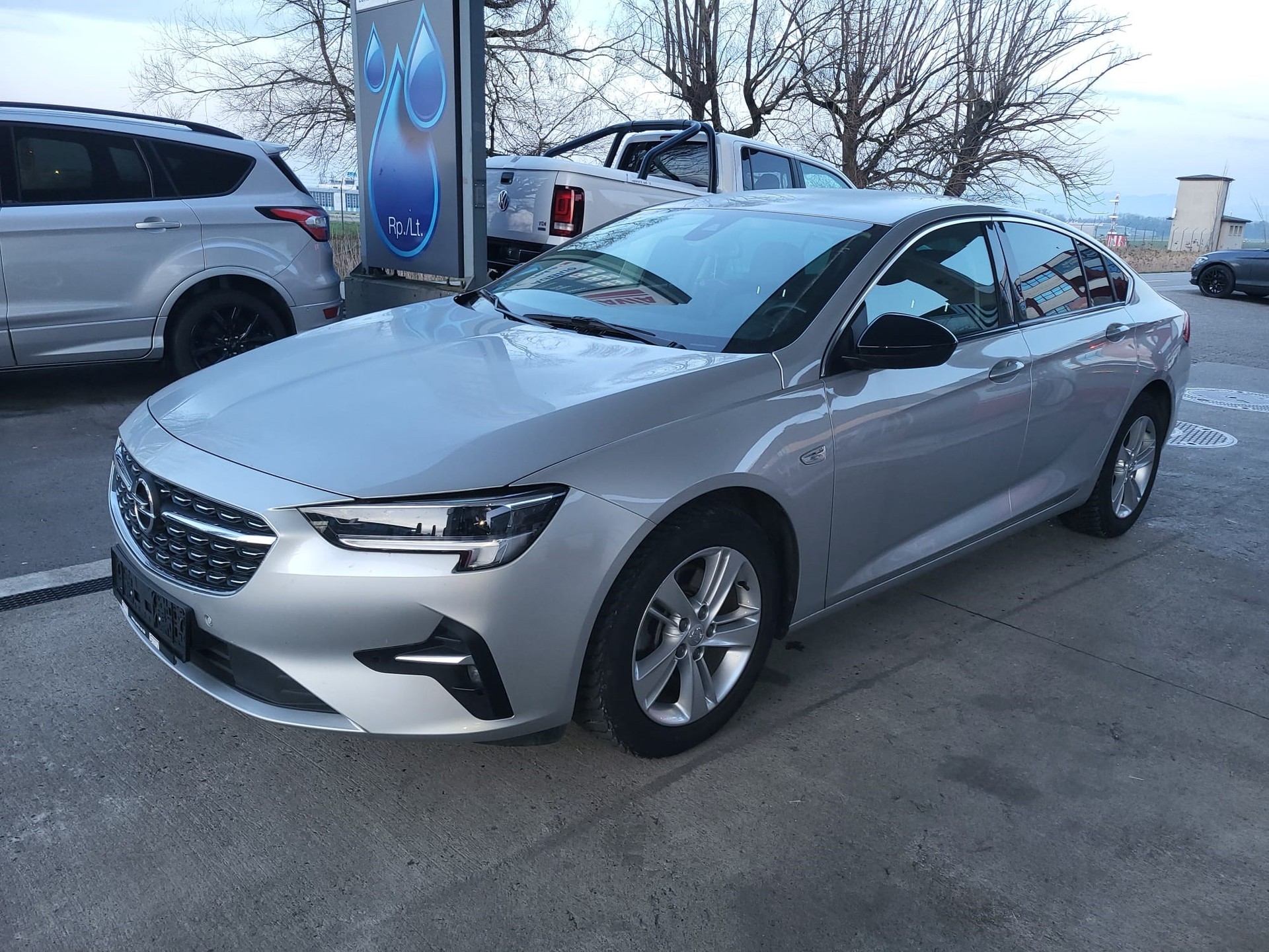 OPEL Insignia 1.5 CDTI Grand Sports Automatic-image-1