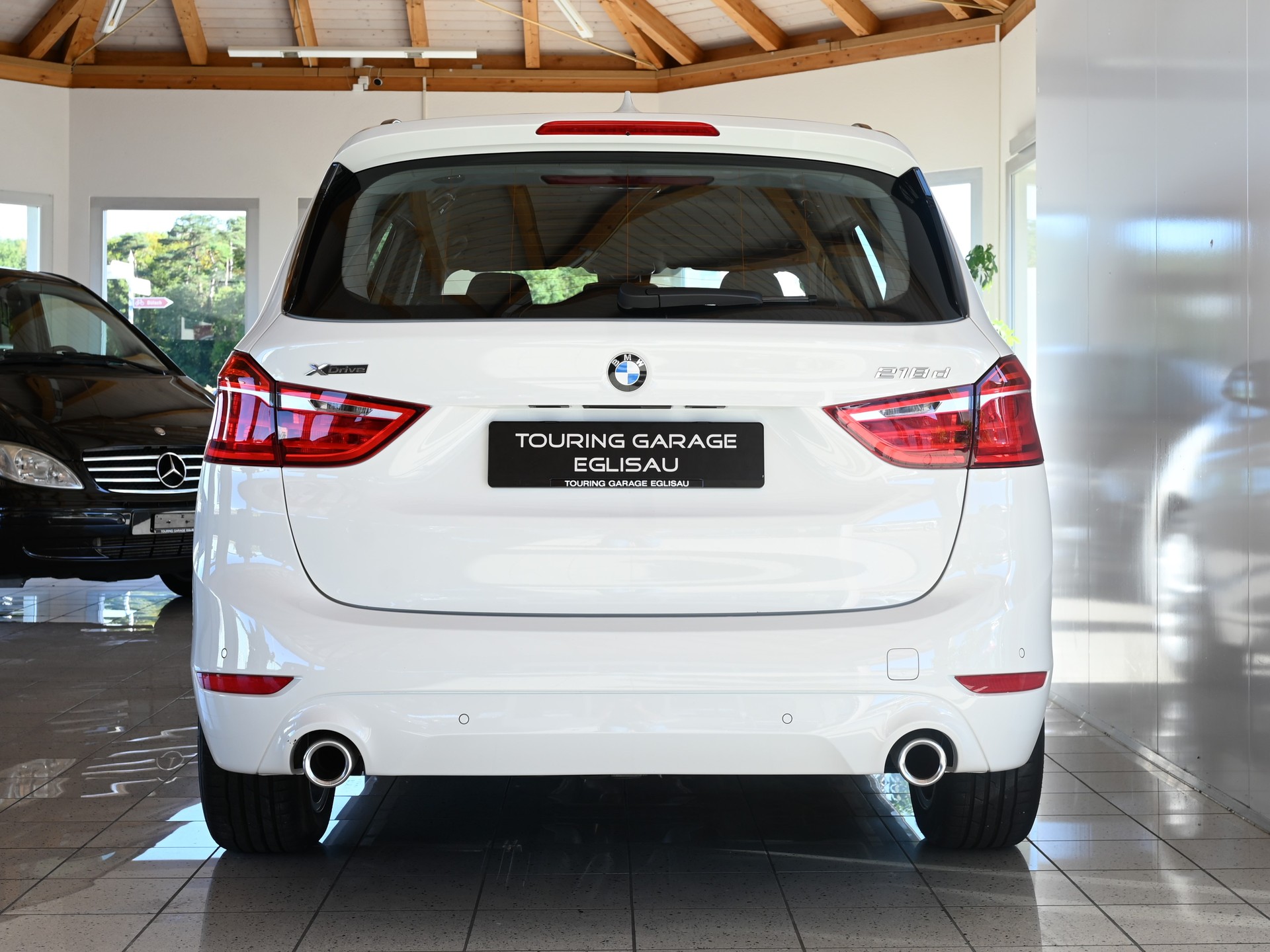 BMW 218d xDrive Gran Tourer-image-7