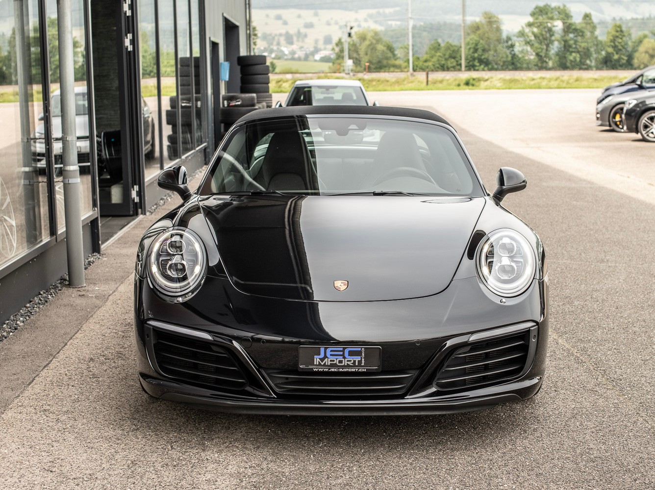 PORSCHE 911 Targa 4 PDK-showroom-element-1
