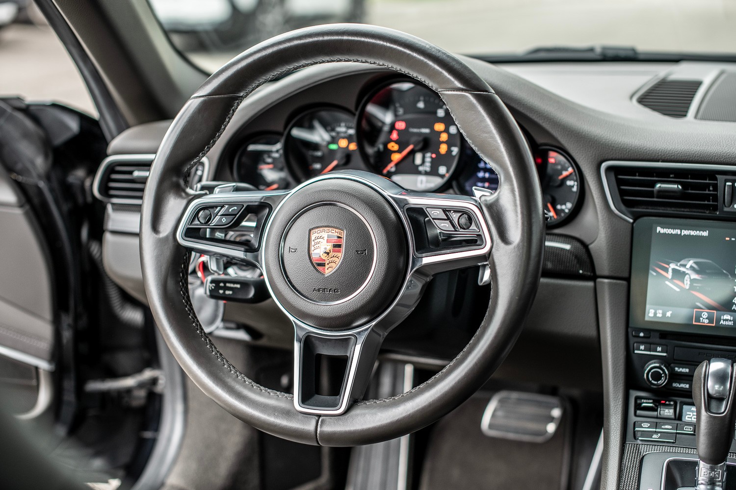PORSCHE 911 Targa 4 PDK-image-18