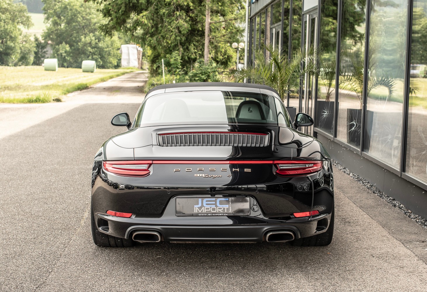 PORSCHE 911 Targa 4 PDK-image-4