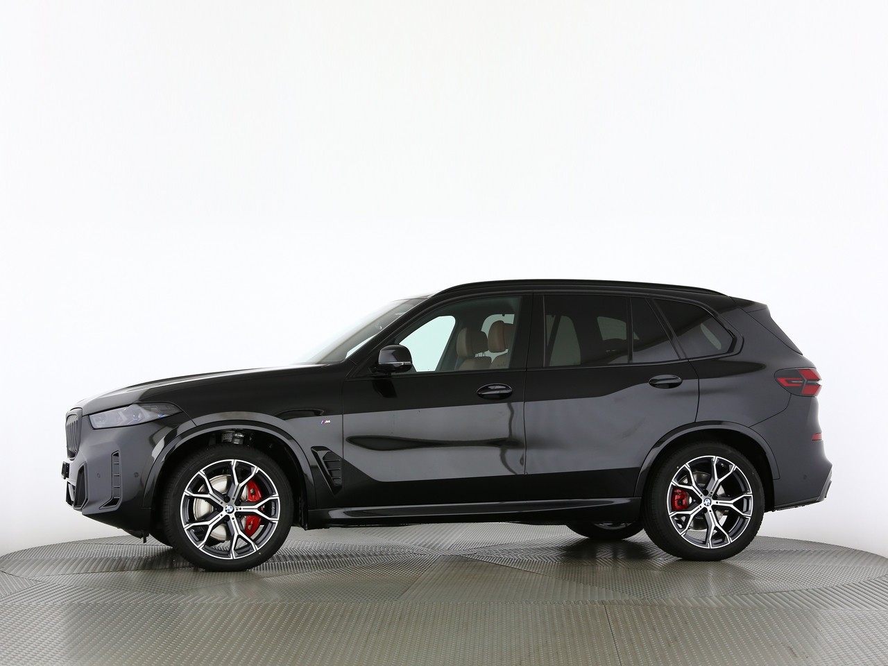 BMW X5 xD 48V 30d M Sport Pro-showroom-element-3