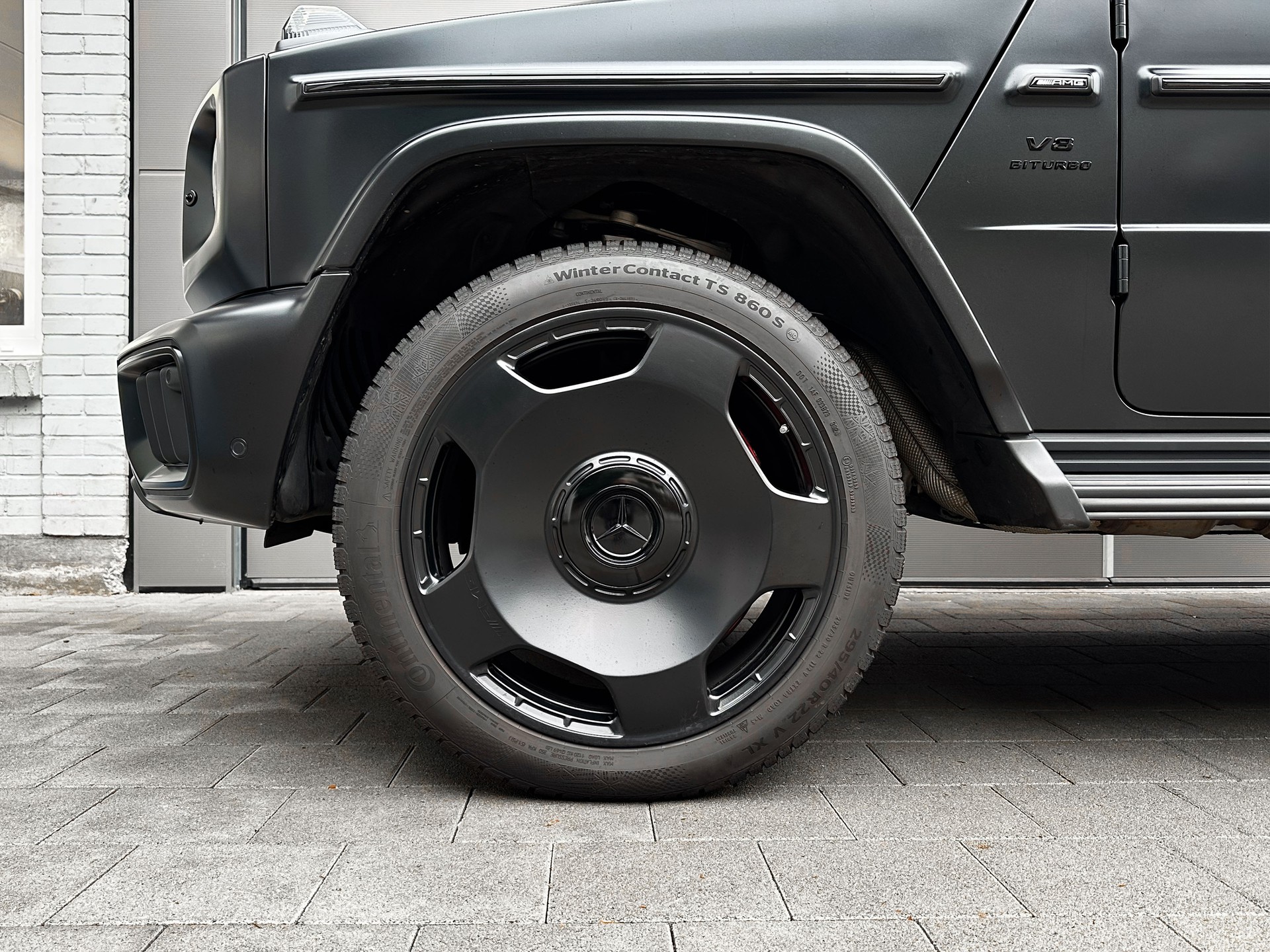 MERCEDES-BENZ G 63 AMG 9G-Tronic-image-8