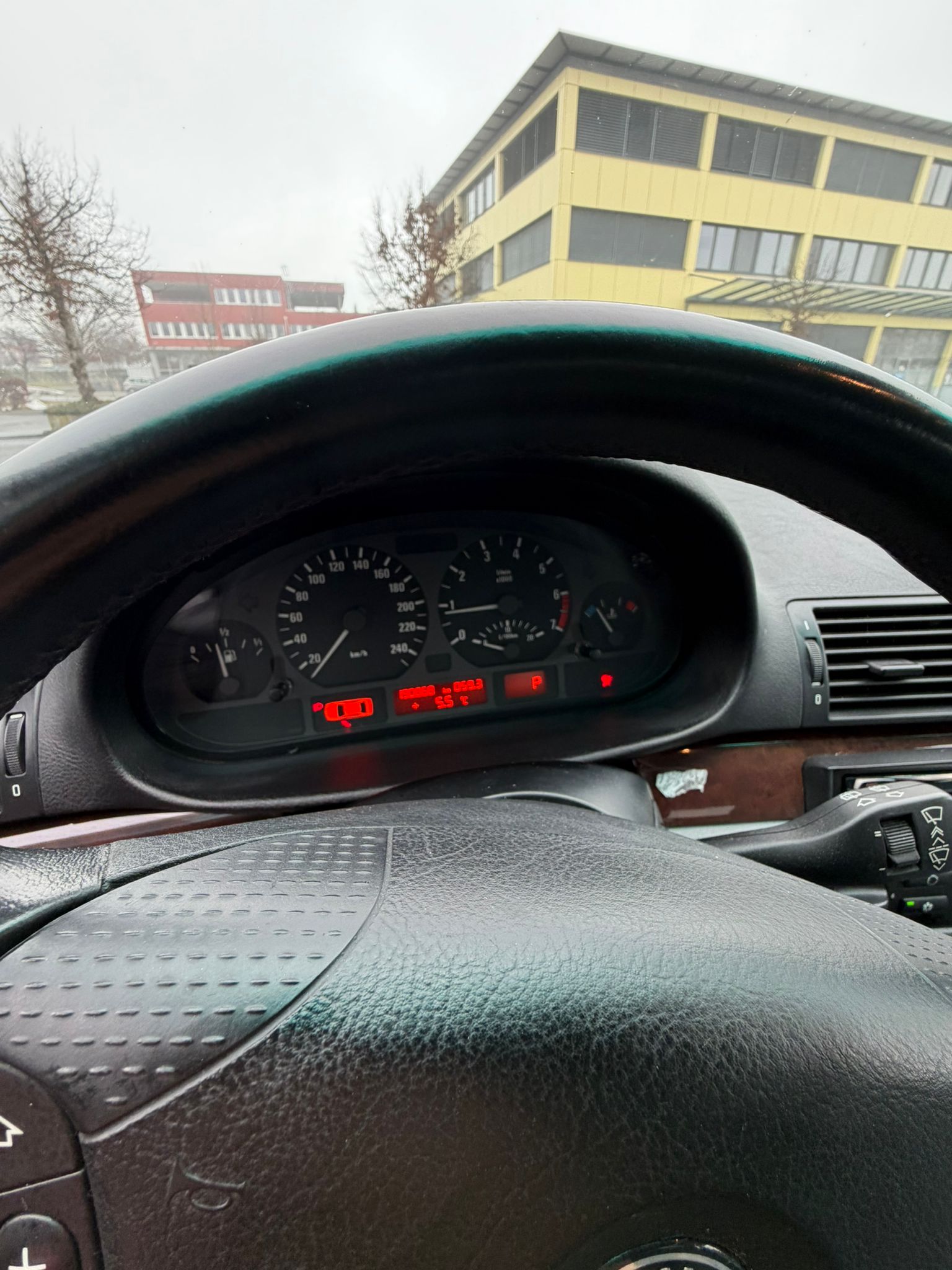 BMW 316 ti Compact-image-12