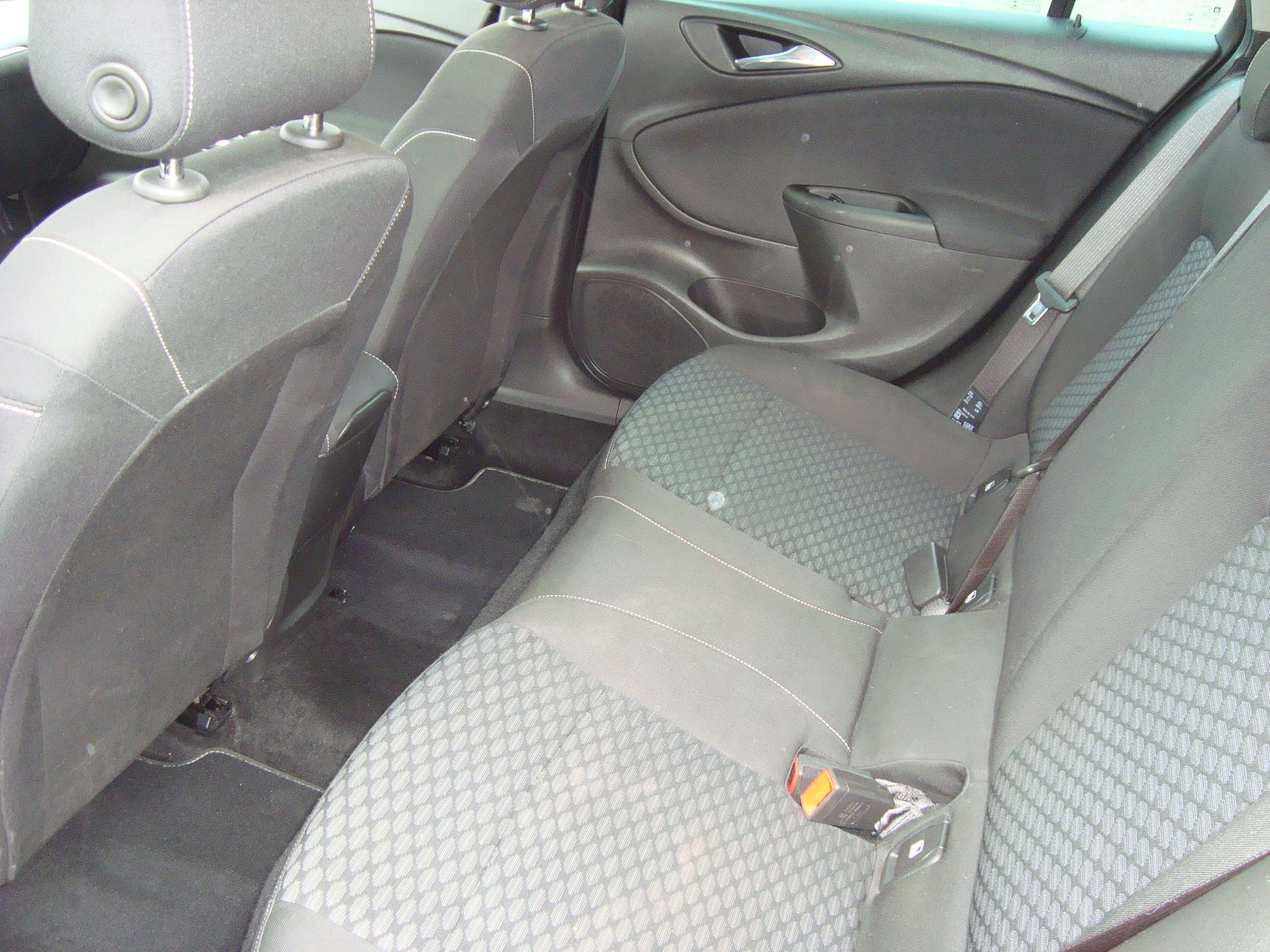 OPEL Astra Sports Tourer 1.4i Turbo Dynamic Automatic-image-8