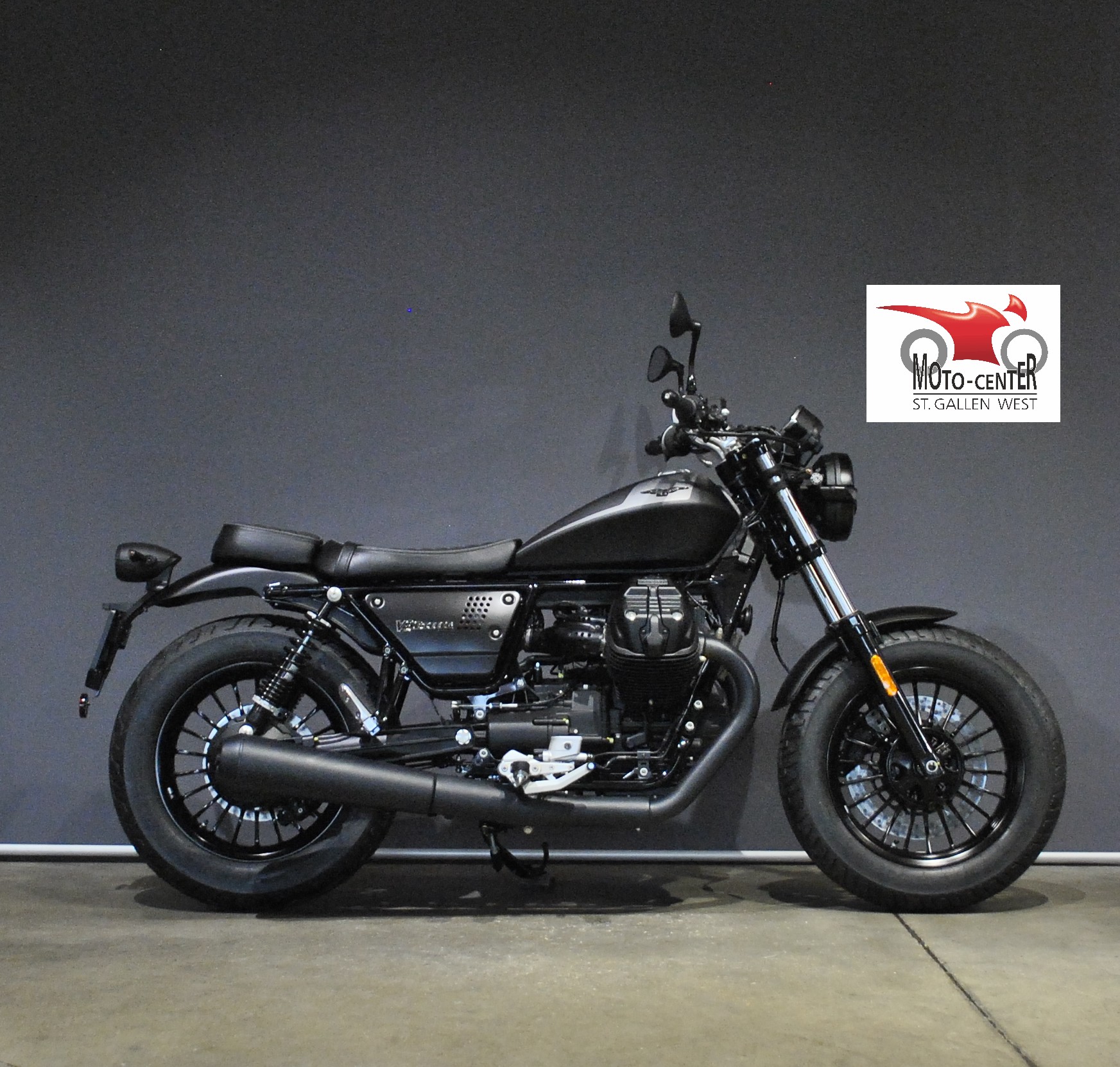 MOTO GUZZI V9 850 Bobber-image-1