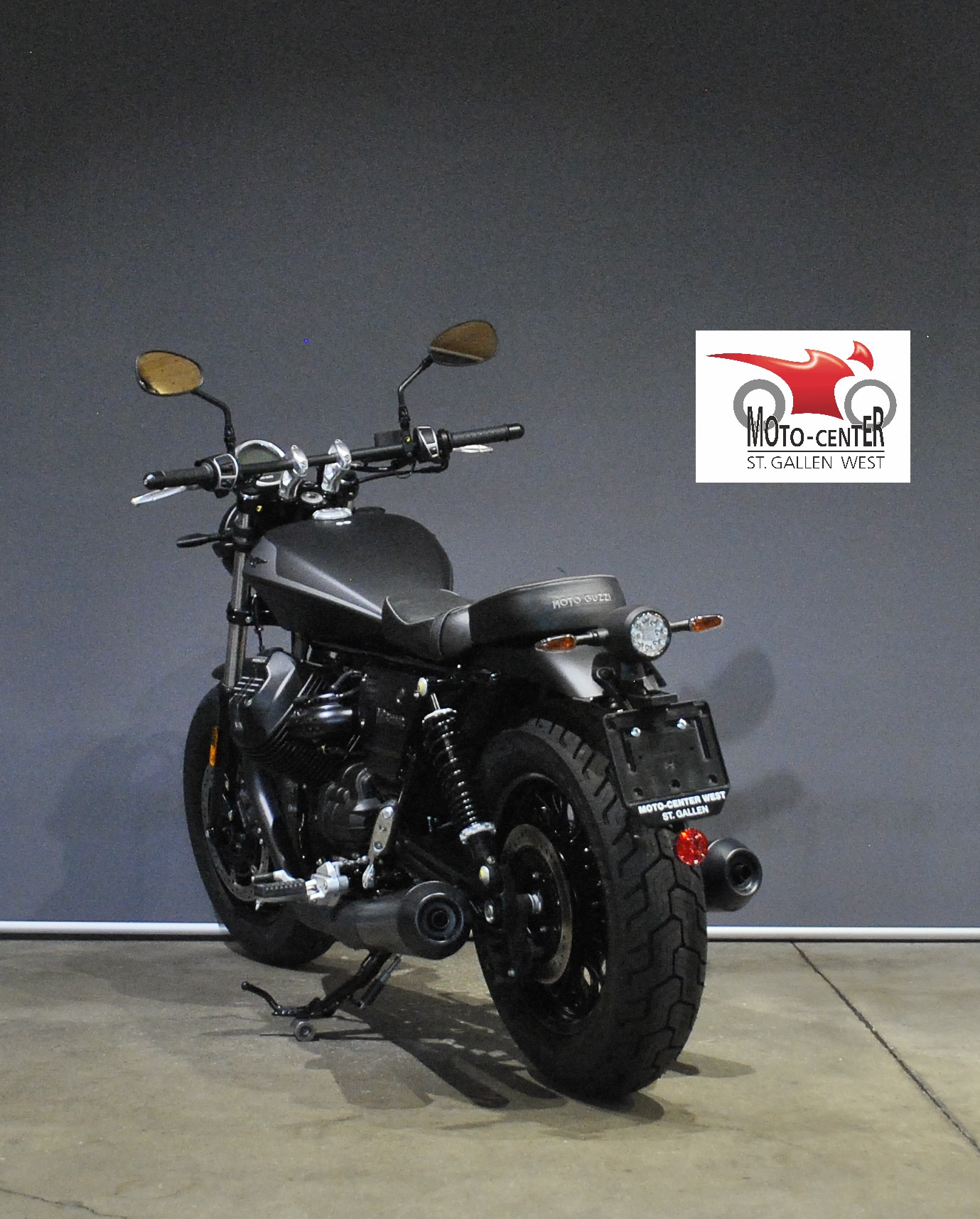 MOTO GUZZI V9 850 Bobber-image-3