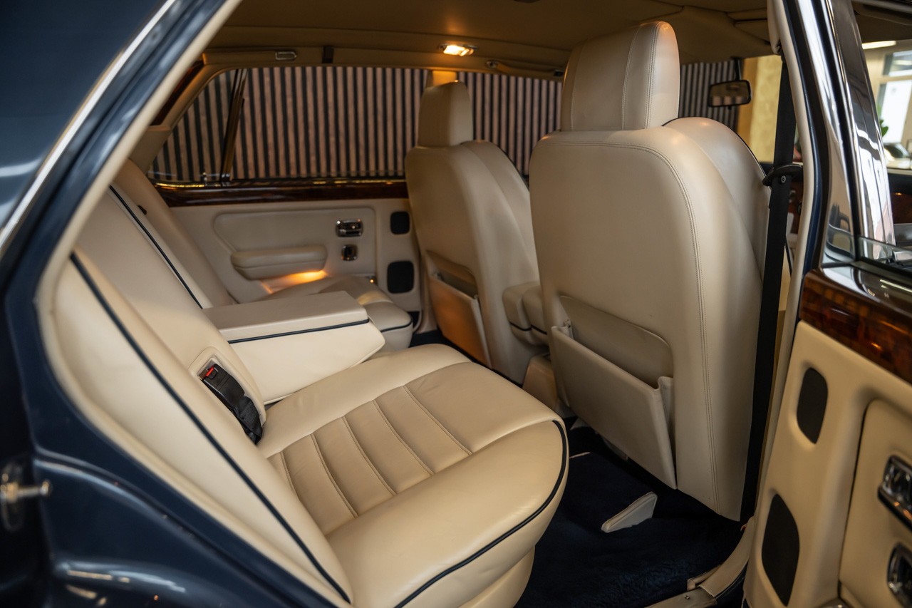 BENTLEY Turbo R-image-21