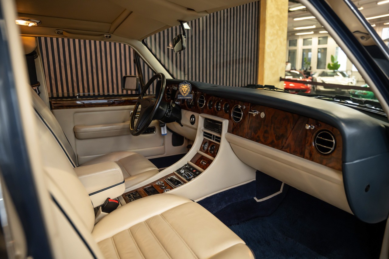 BENTLEY Turbo R-image-17