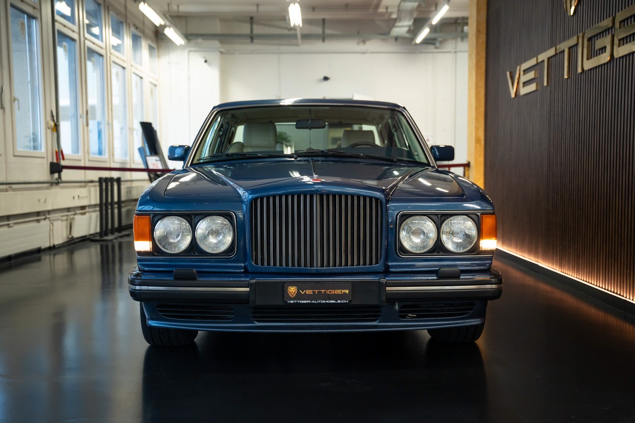 BENTLEY Turbo R-showroom-element-1